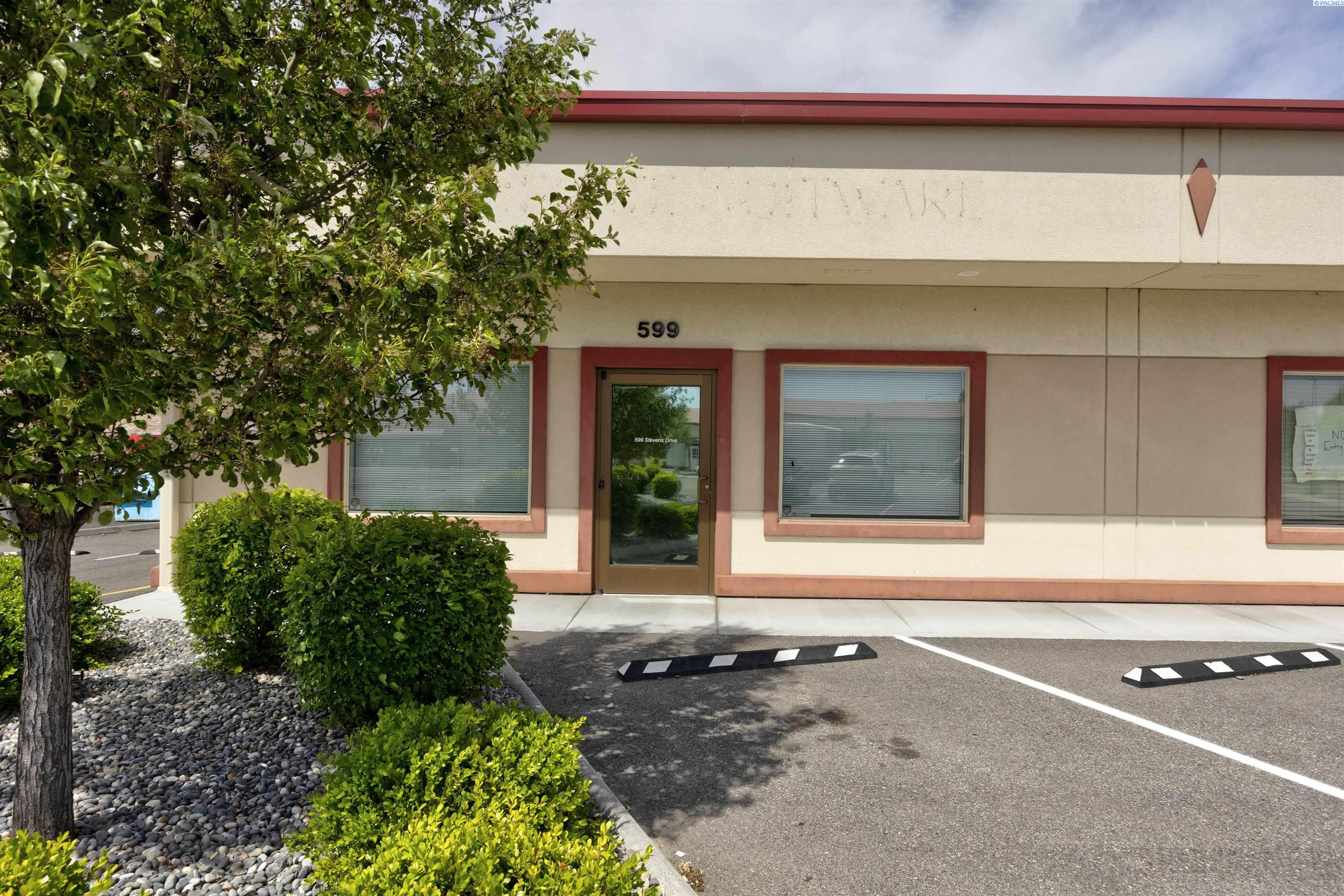 585 Stevens Dr Ste P599 #P599, Richland, WA 99352