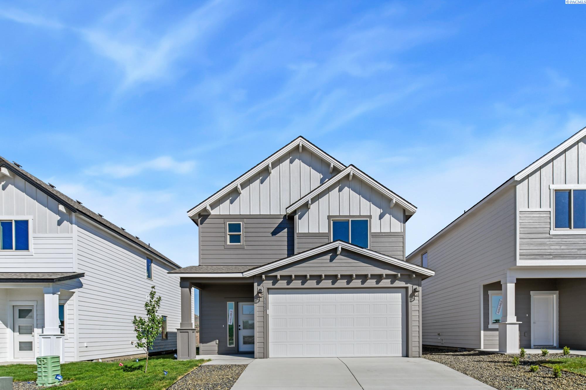 10466 Clearwater Dr, Kennewick WA 99336