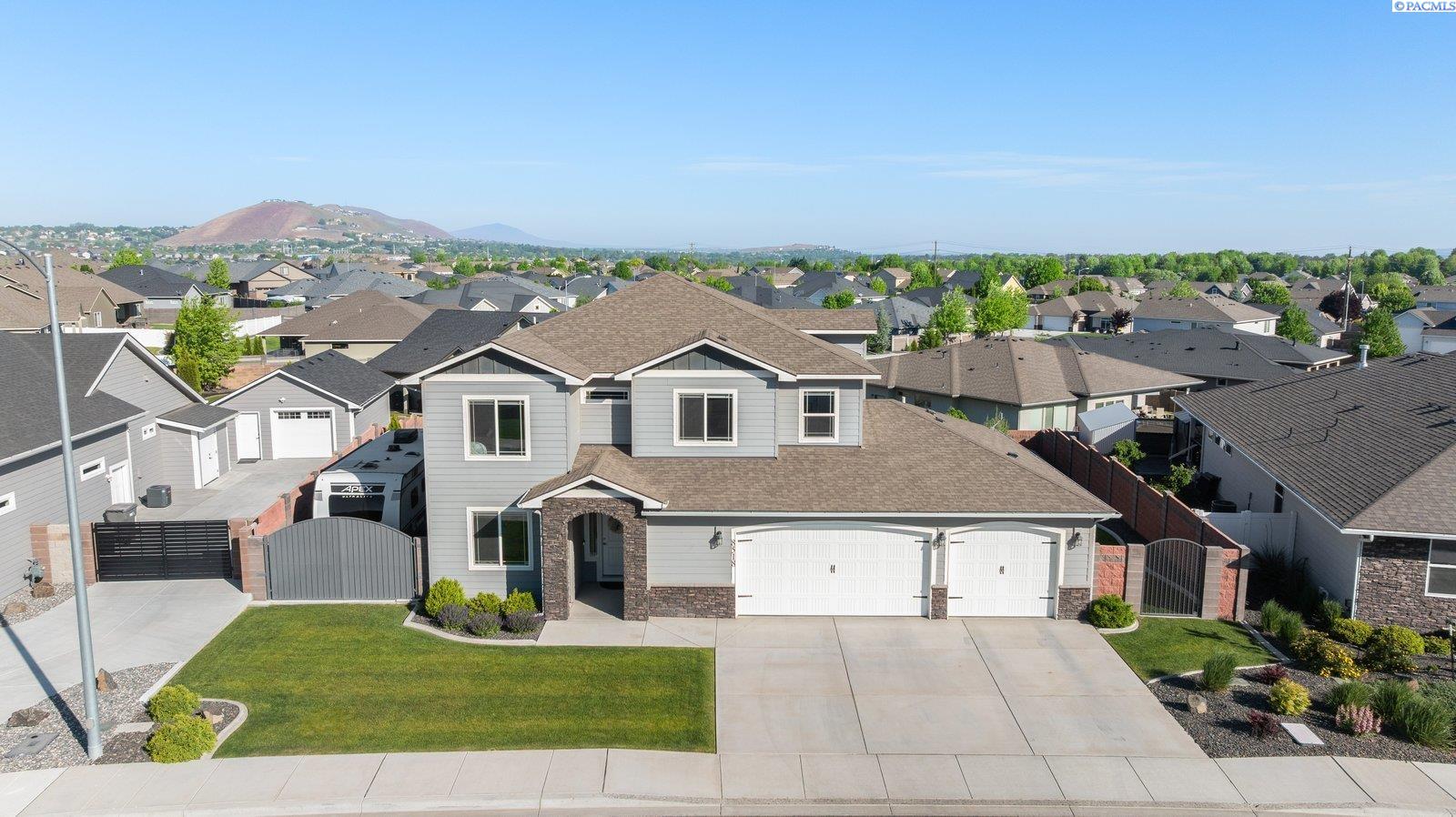 8518 12th Ave, Kennewick, WA 99338
