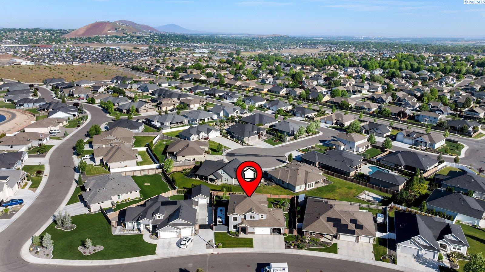 8518 12th Ave, Kennewick, WA 99338