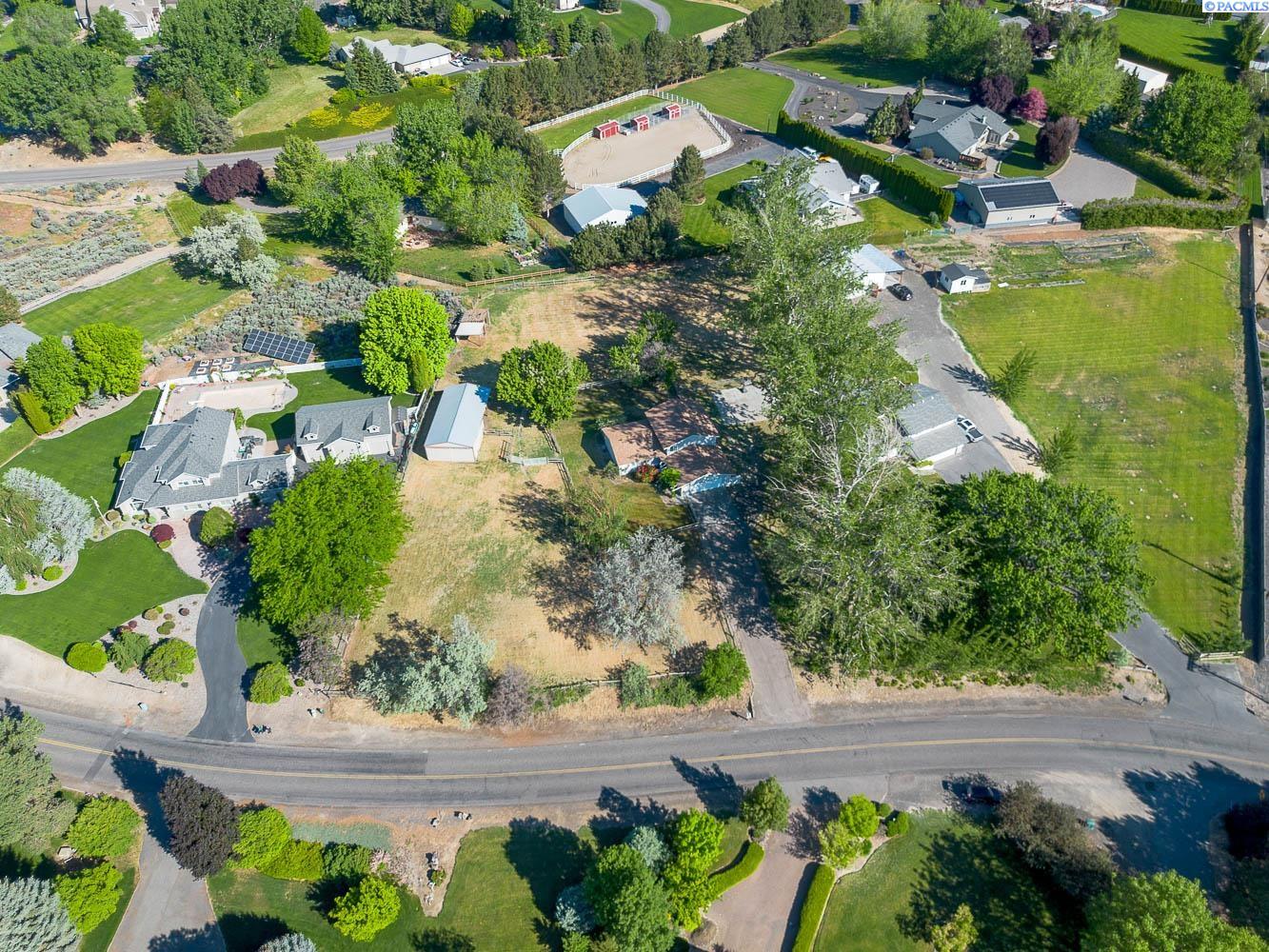 101204 Clover Rd, Kennewick, WA 99338