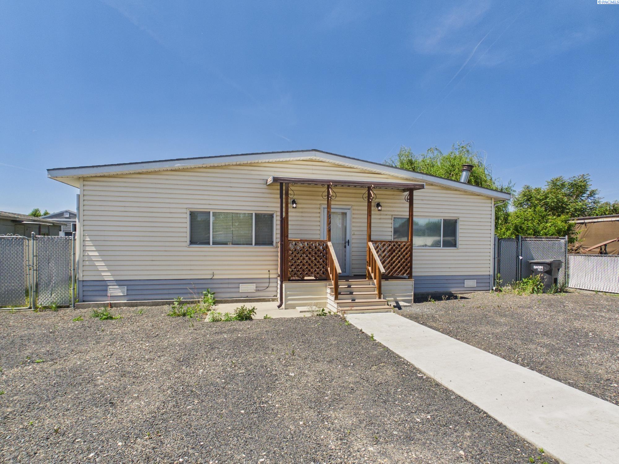 414 23rd Ave, Pasco, WA 99301
