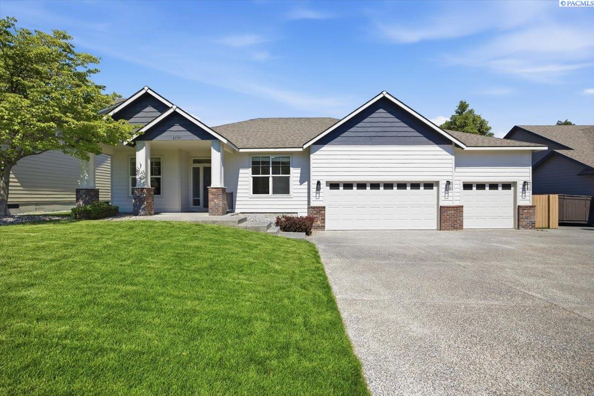 2794 Sawgrass Lp, Richland, WA 99354