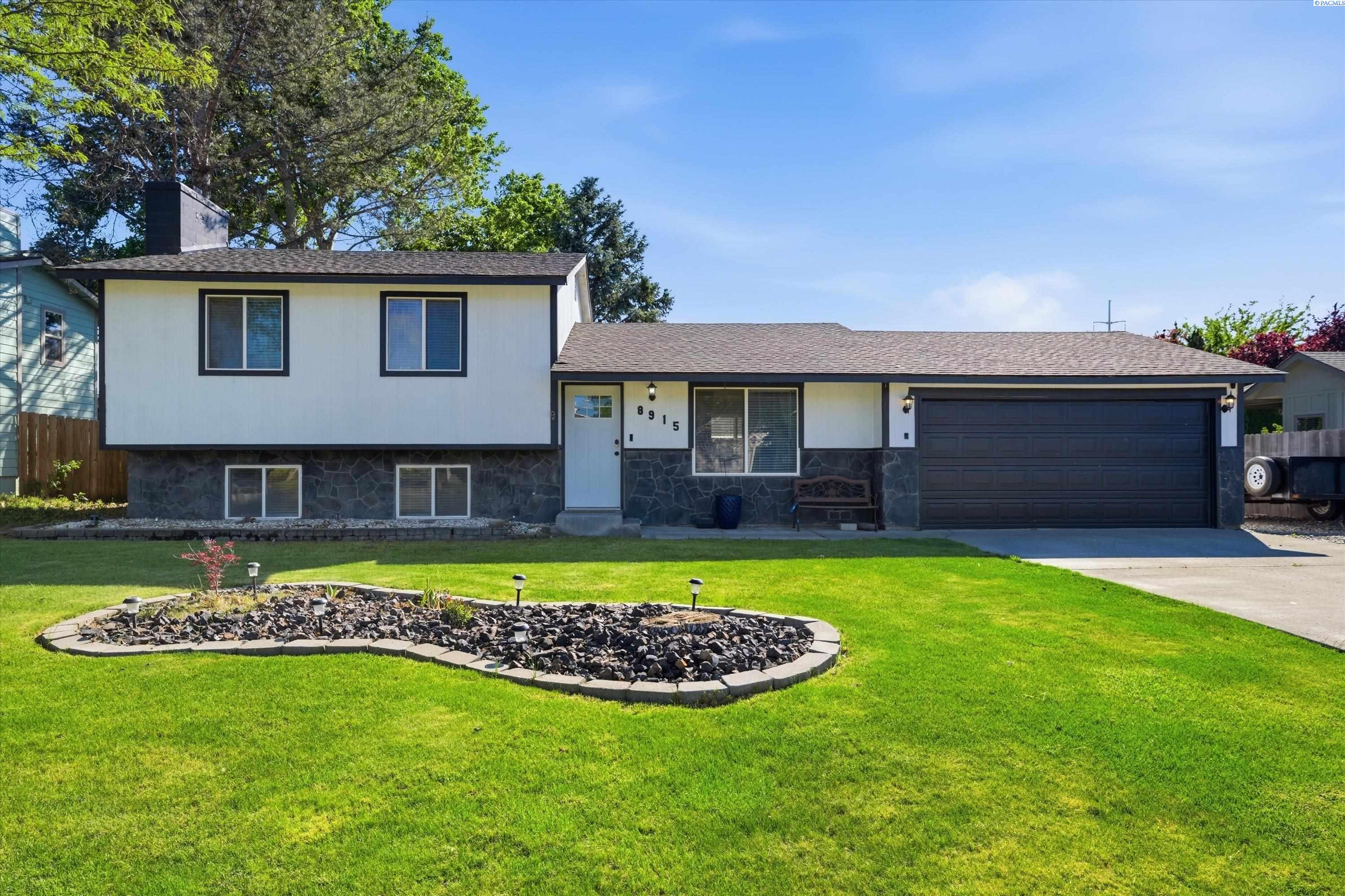8915 Deschutes Ave, Kennewick, WA 99336