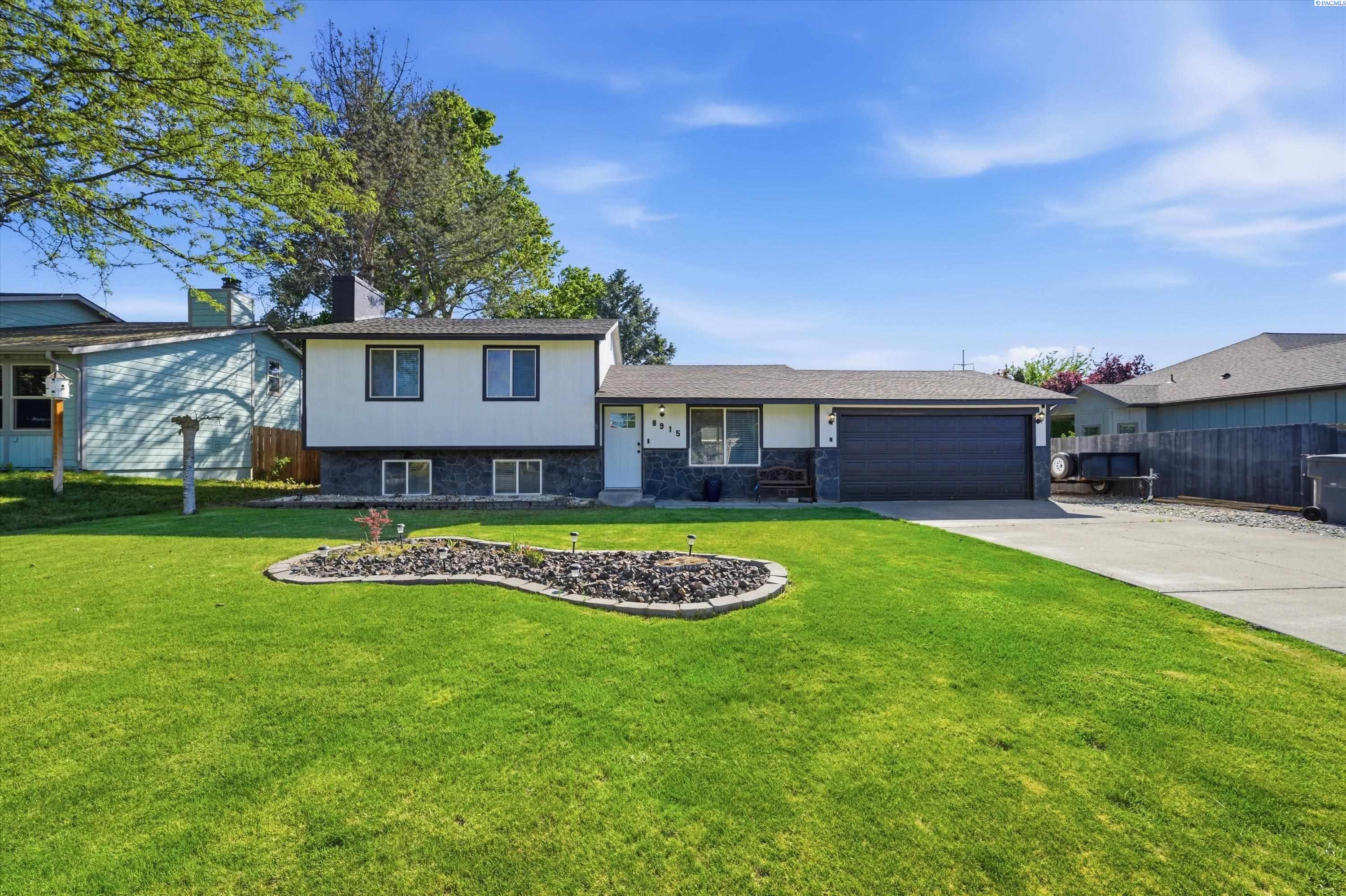 8915 Deschutes Ave, Kennewick, WA 99336