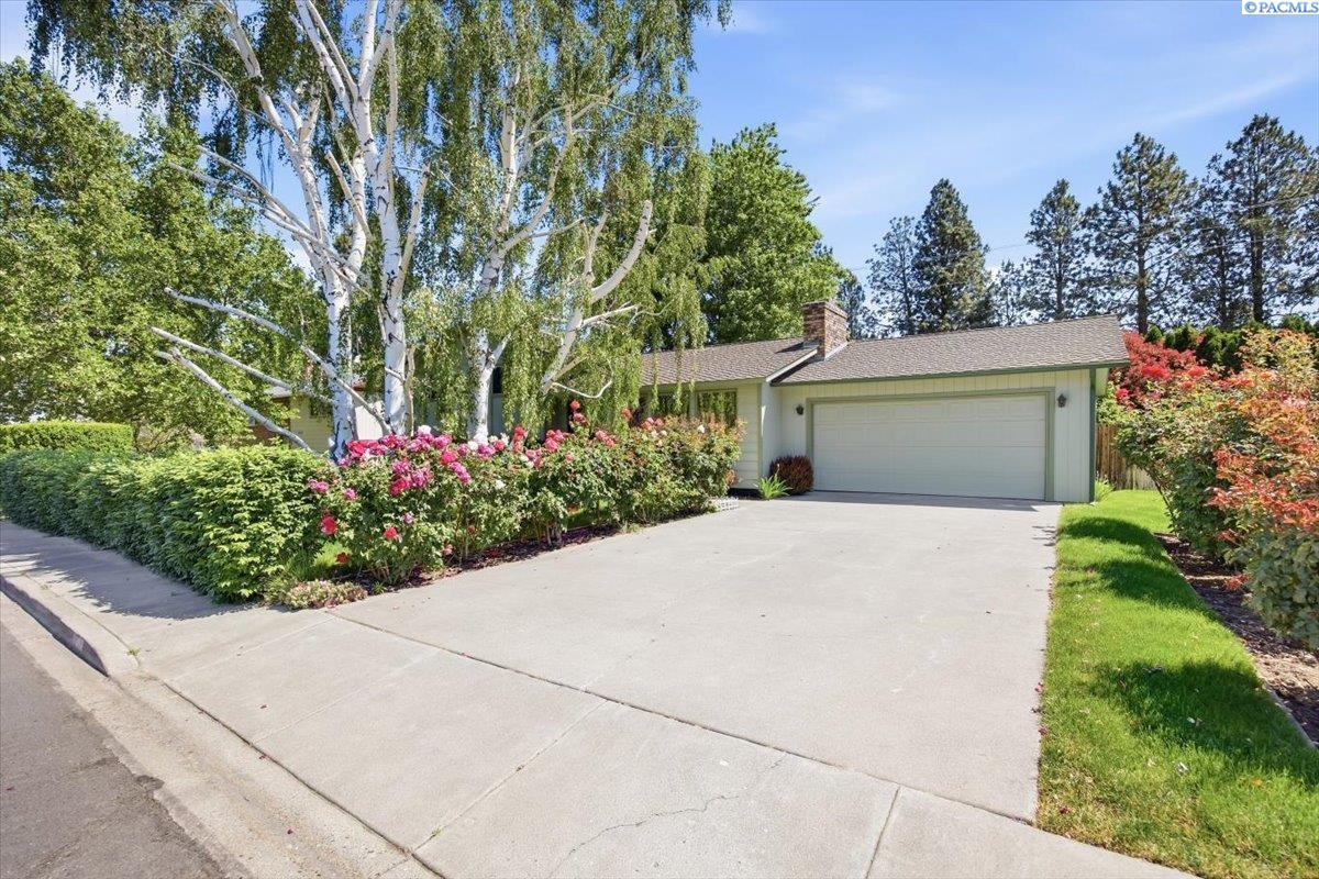 1924 Orchard Way, Richland, WA 99352