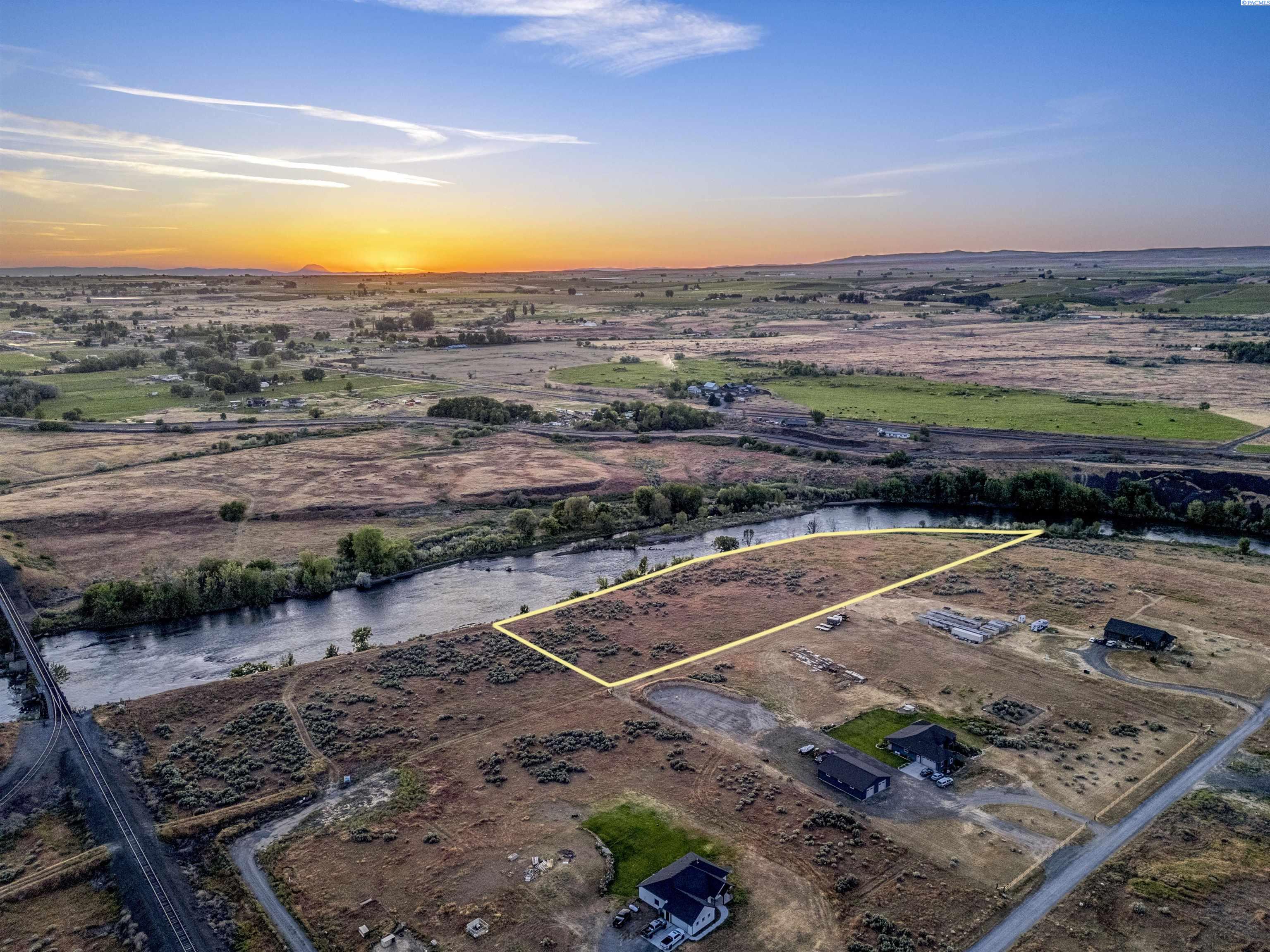 80456 757 Pr Nw, Prosser, WA 99350