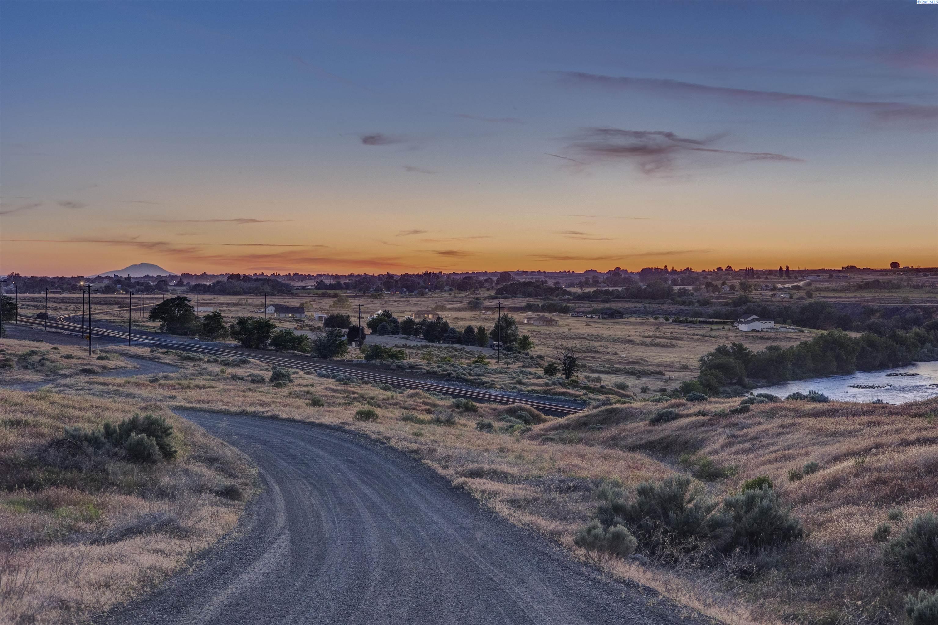 80456 757 Pr Nw, Prosser, WA 99350