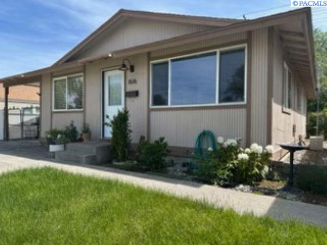 1616 Perkins , Richland, WA 99354