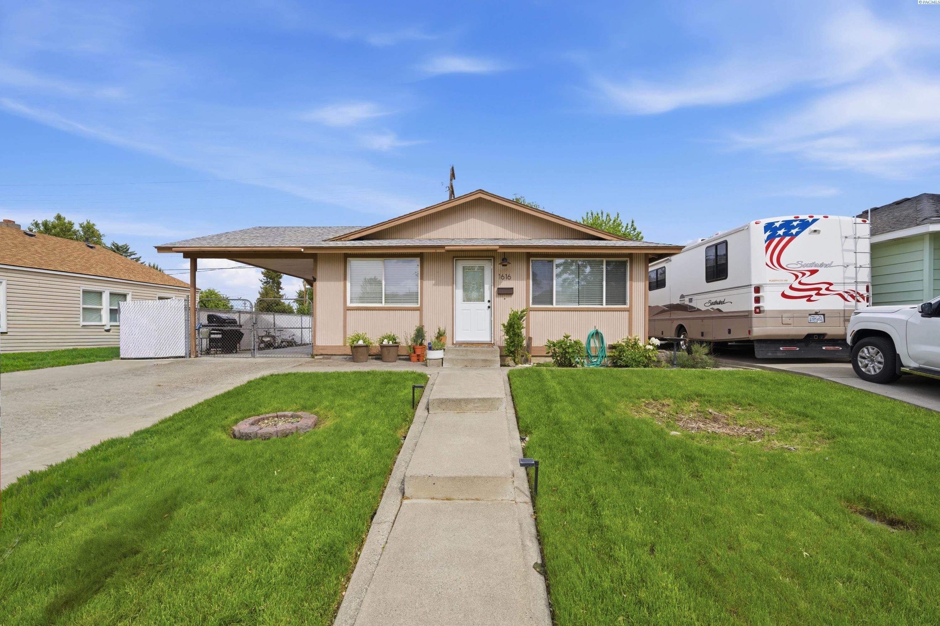 1616 Perkins , Richland, WA 99354