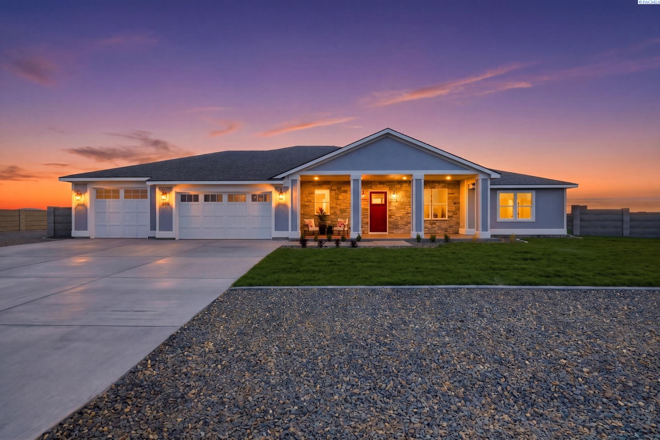 359 Panoramic Dr, Pasco, WA 99336-5011