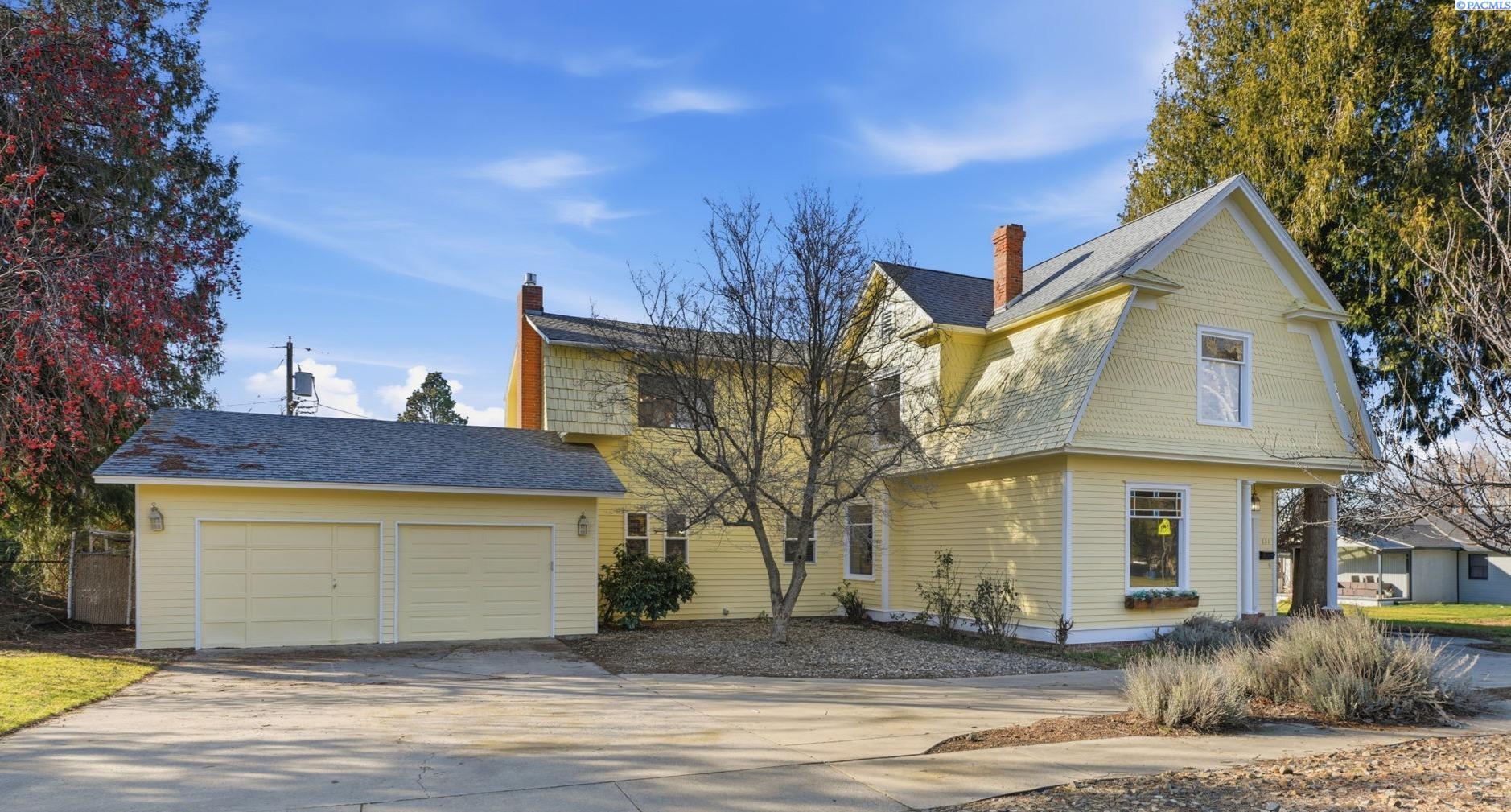 831 Guernsey St, Prosser WA 99350