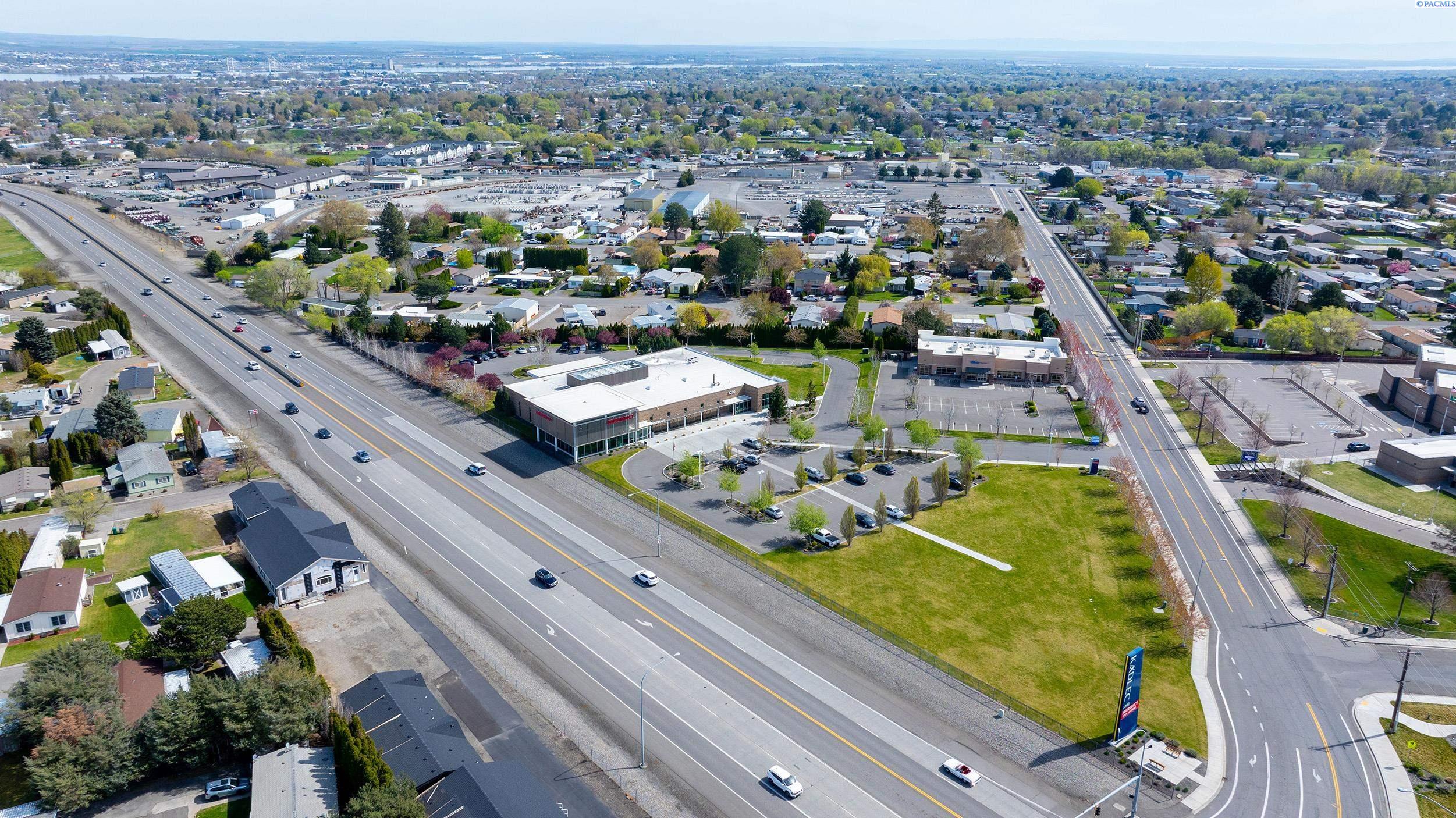 3208 19th Ave, Kennewick, WA 99337