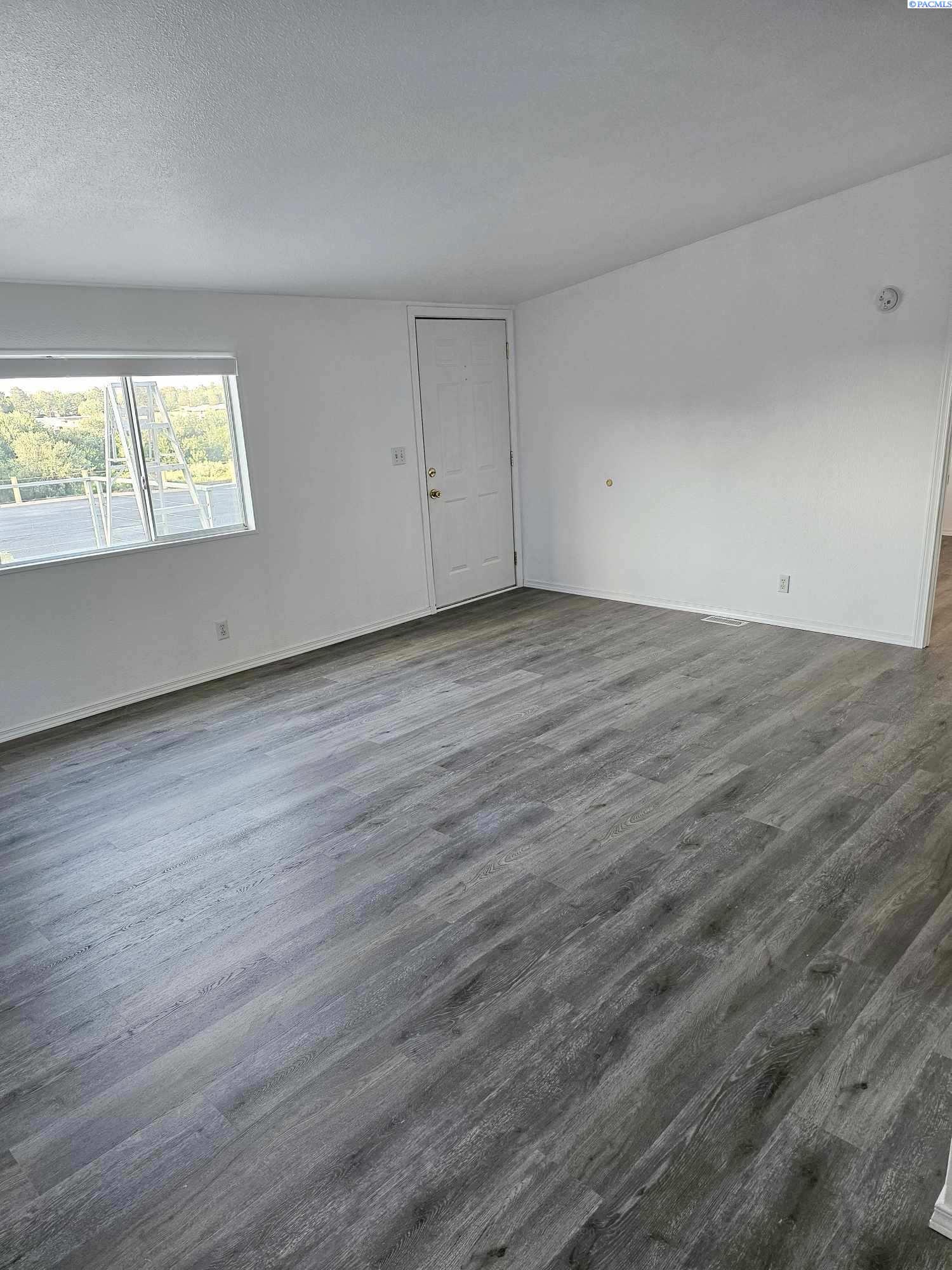 2407 Horizon View Ln, Richland, WA 99352