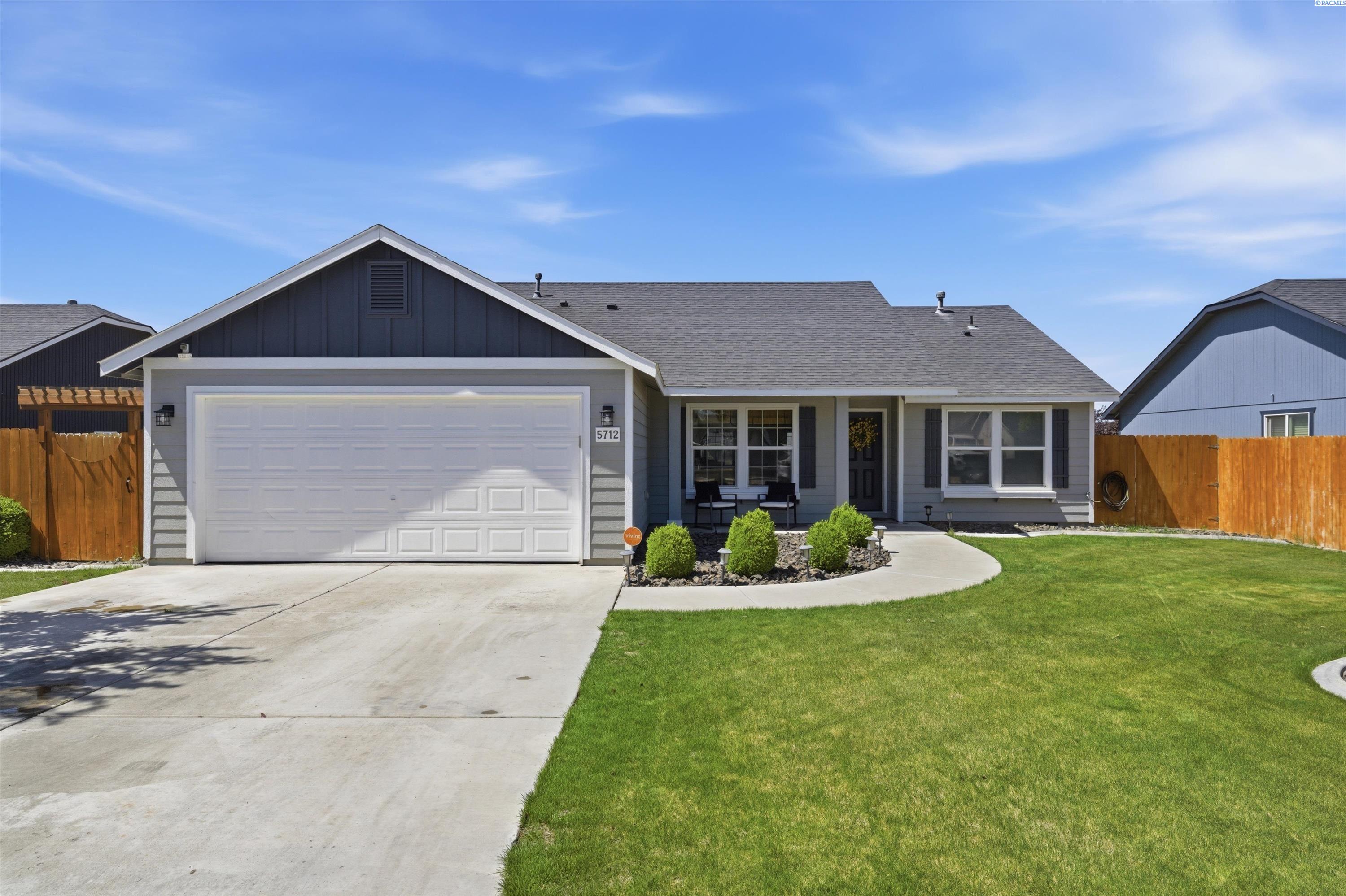 5712 Maryhill Ln, Pasco, WA 99301