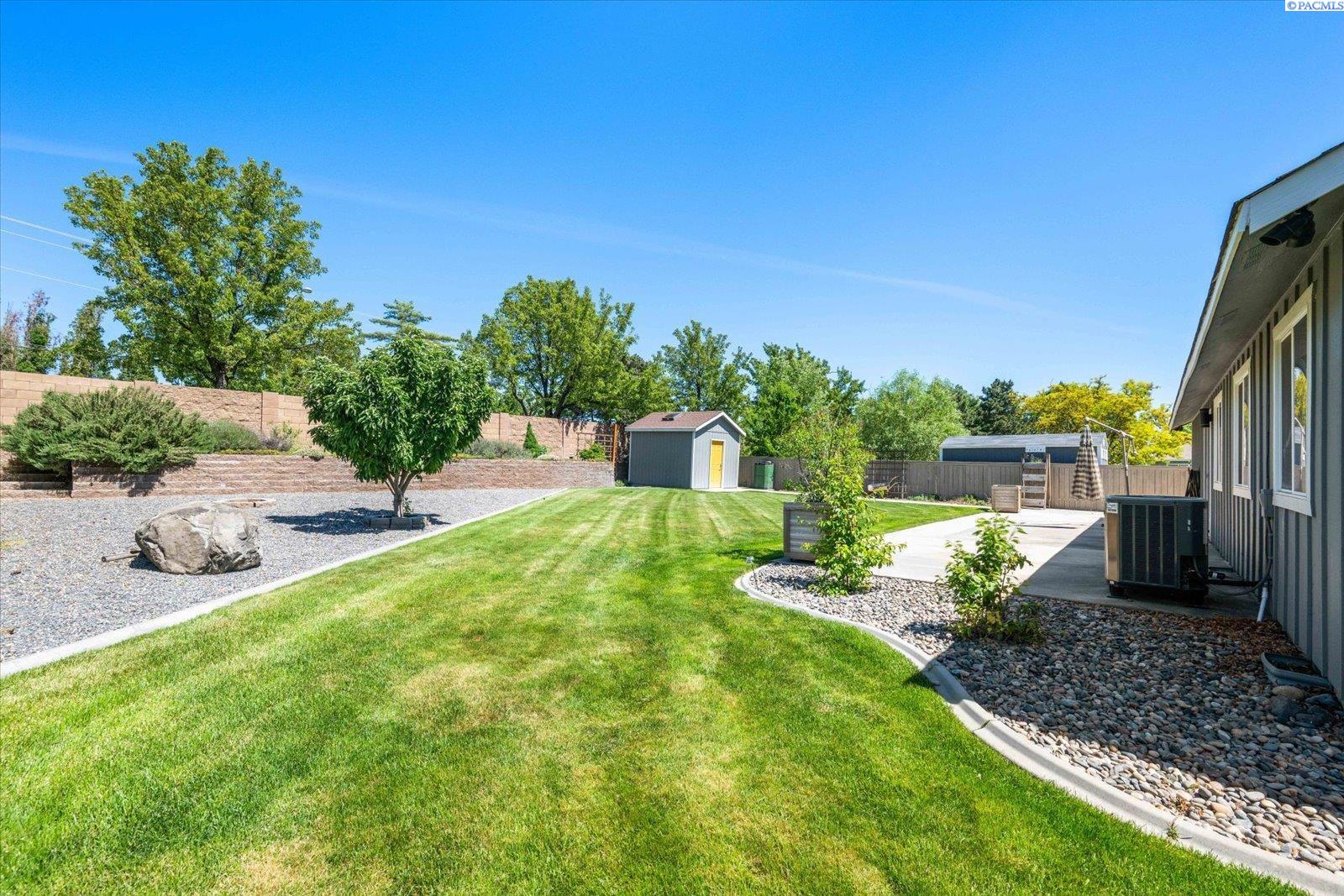 5730 11th Ave, Kennewick, WA 99338