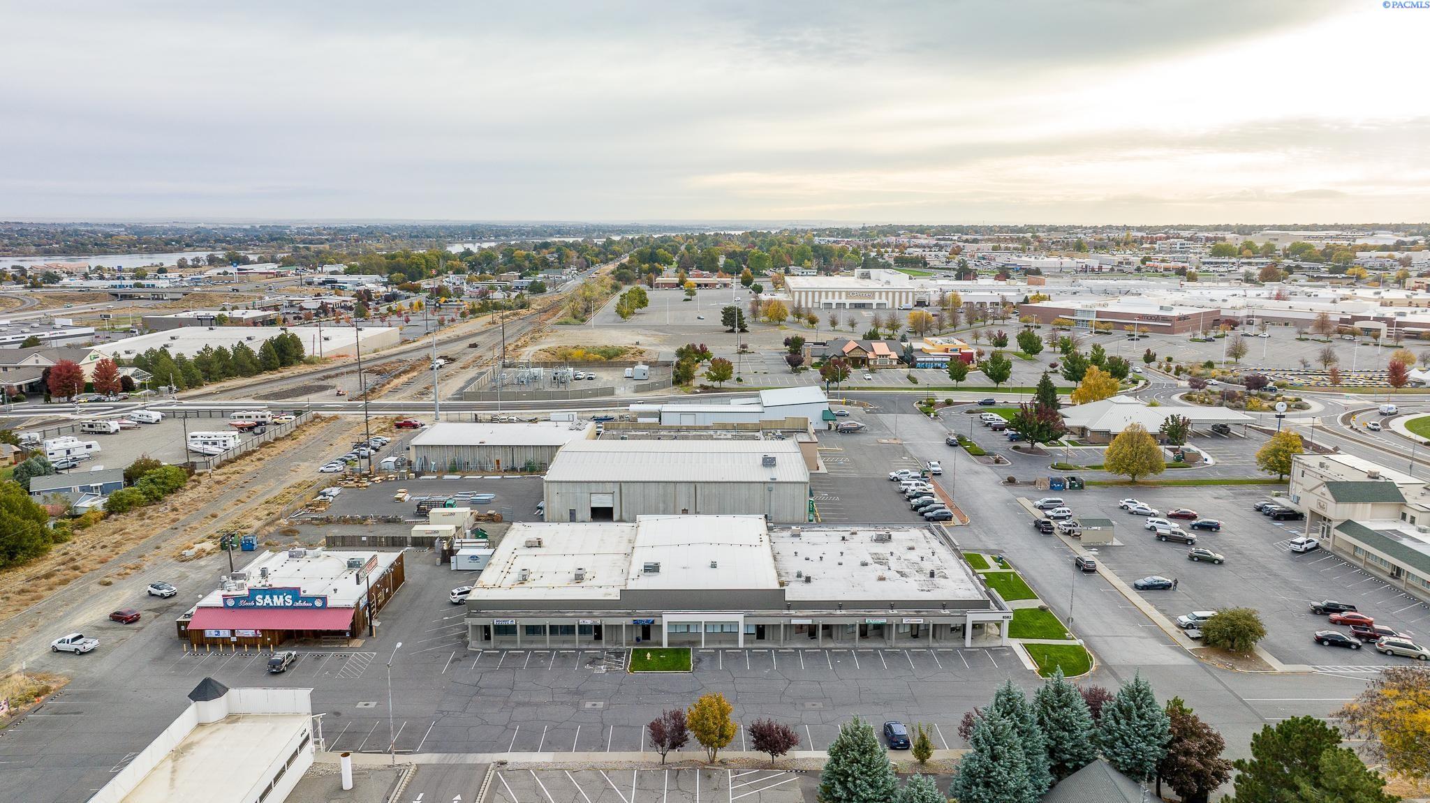 8382 Gage Blvd #P, Kennewick, WA 99336
