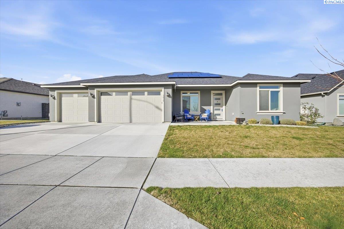 3016 Harrison St, Kennewick, WA 99338