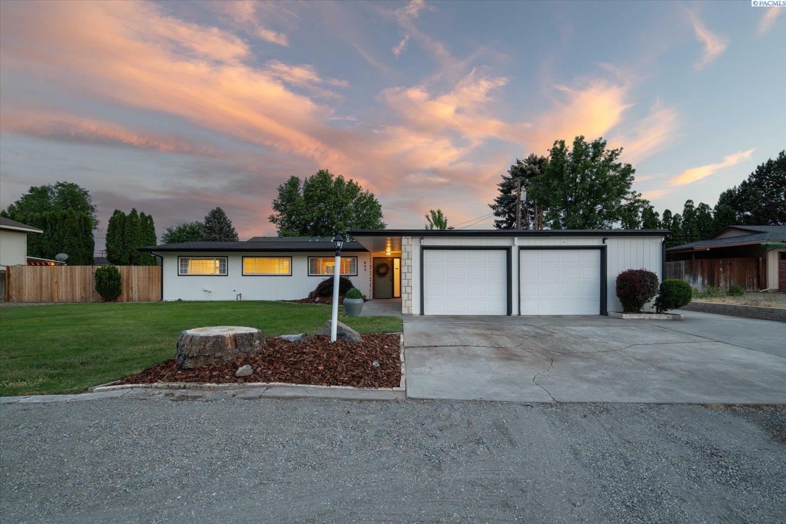 803 25th Ave, Kennewick, WA 99337