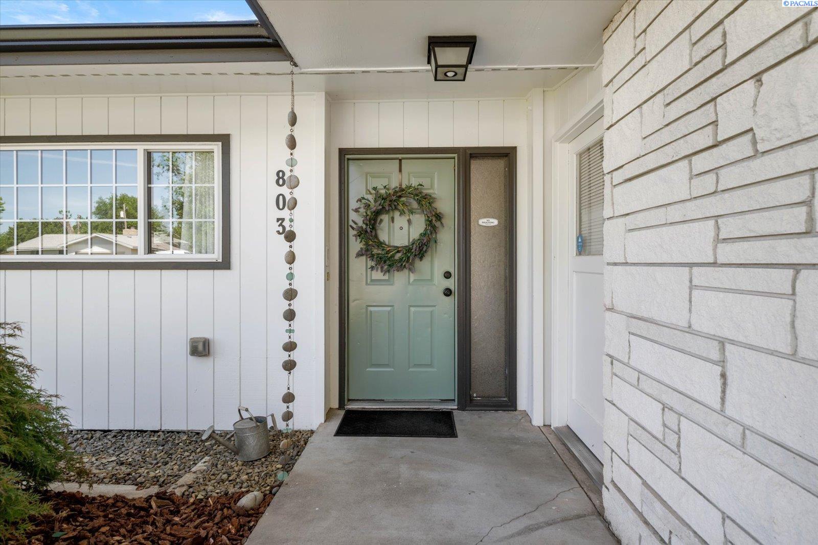 803 25th Ave, Kennewick, WA 99337
