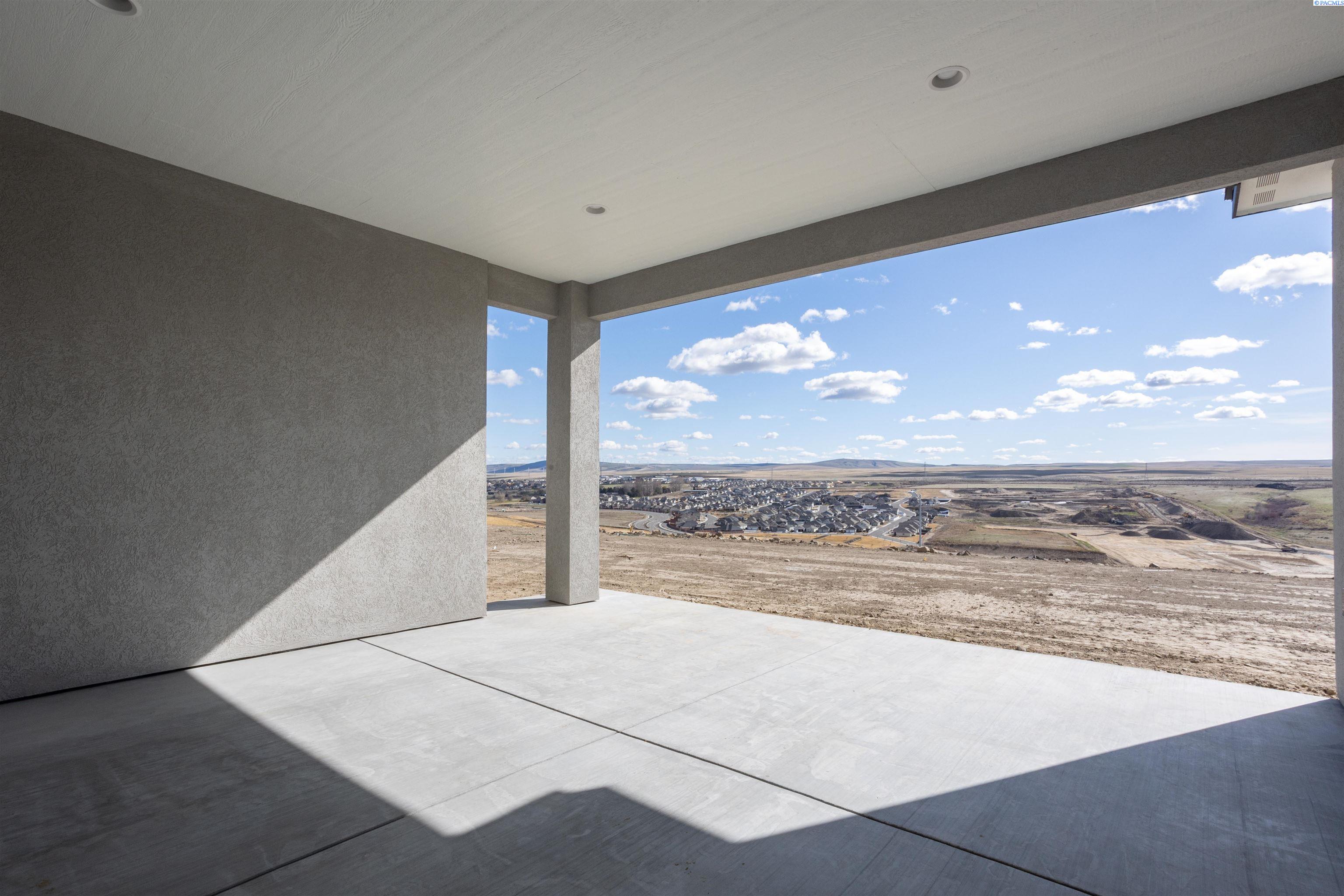 1110 Florida Loop, Kennewick, WA 99338