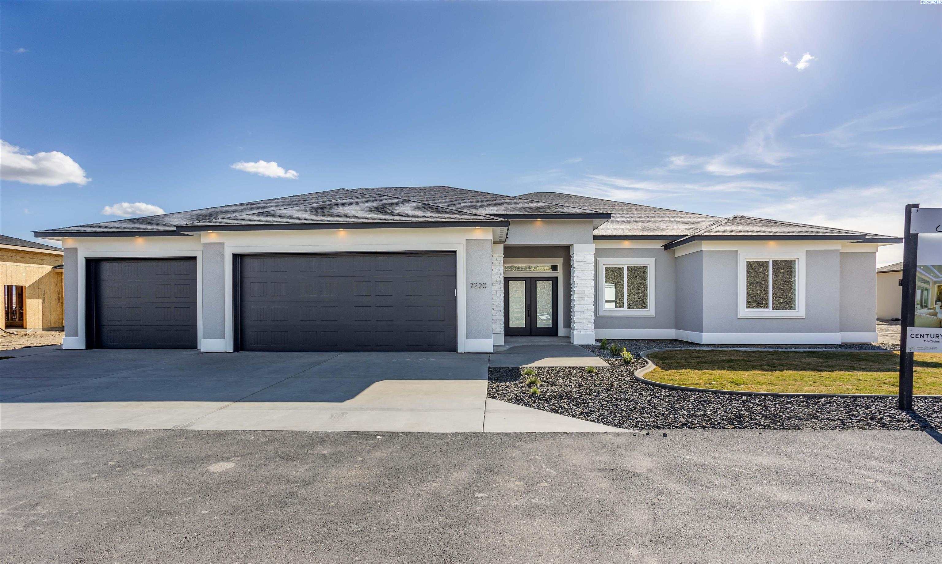 12726 Clark Fork Rd, Pasco, WA 99301