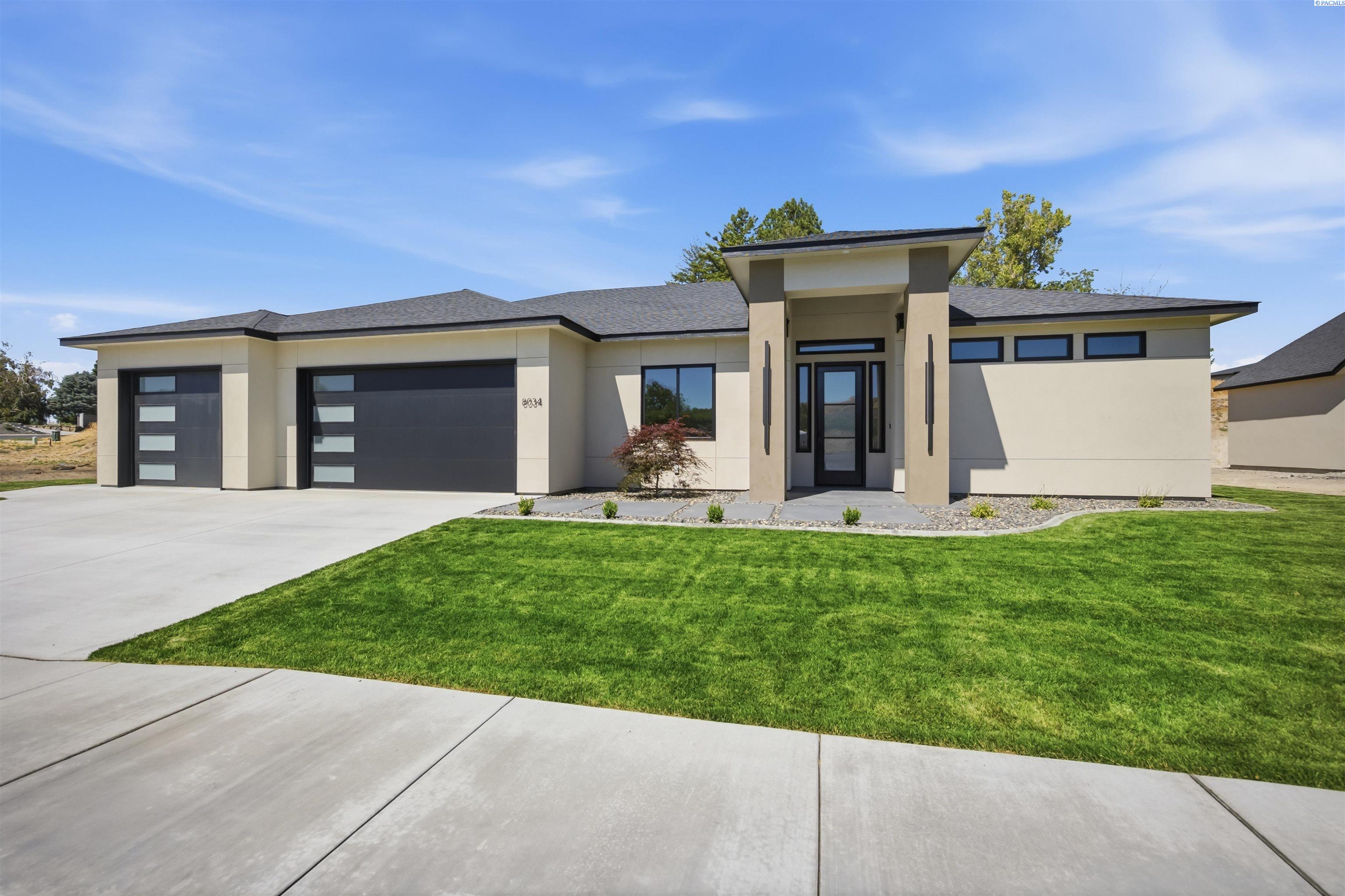 8034 12th Ave, Kennewick, WA 99338