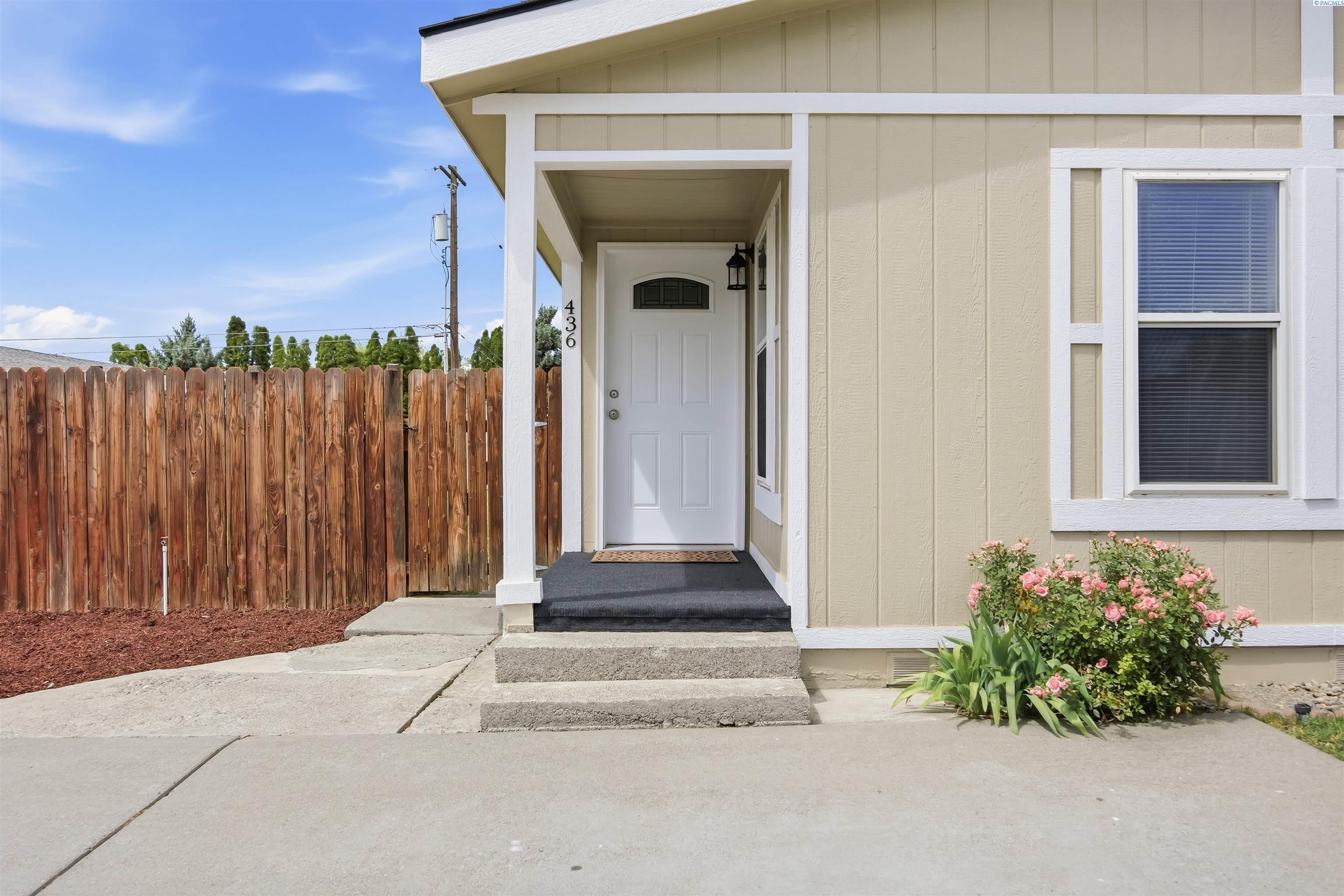 436 Douglas Ave, Pasco, WA 99301