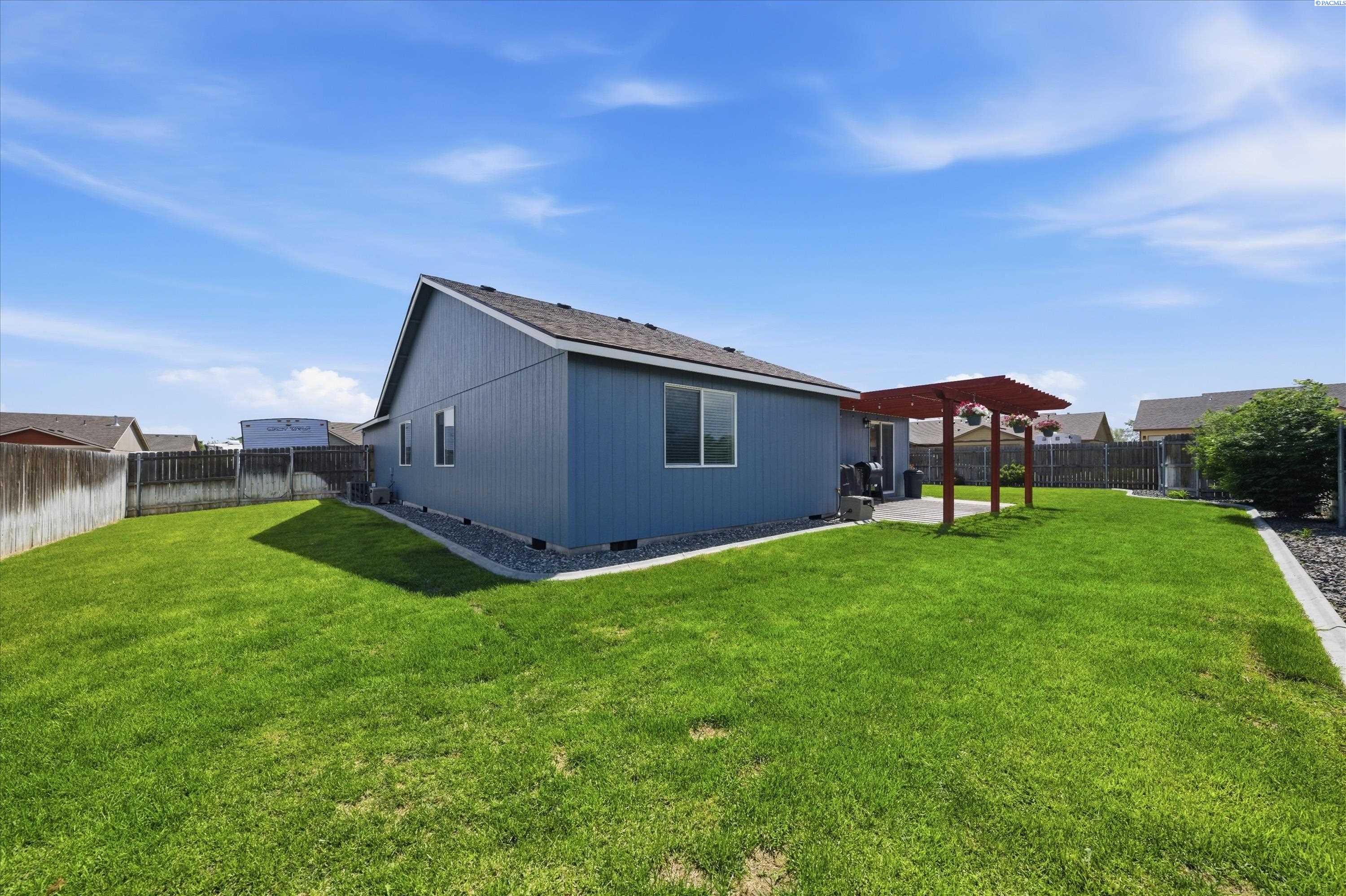 6006 Wildcat Ln, Pasco, WA 99301