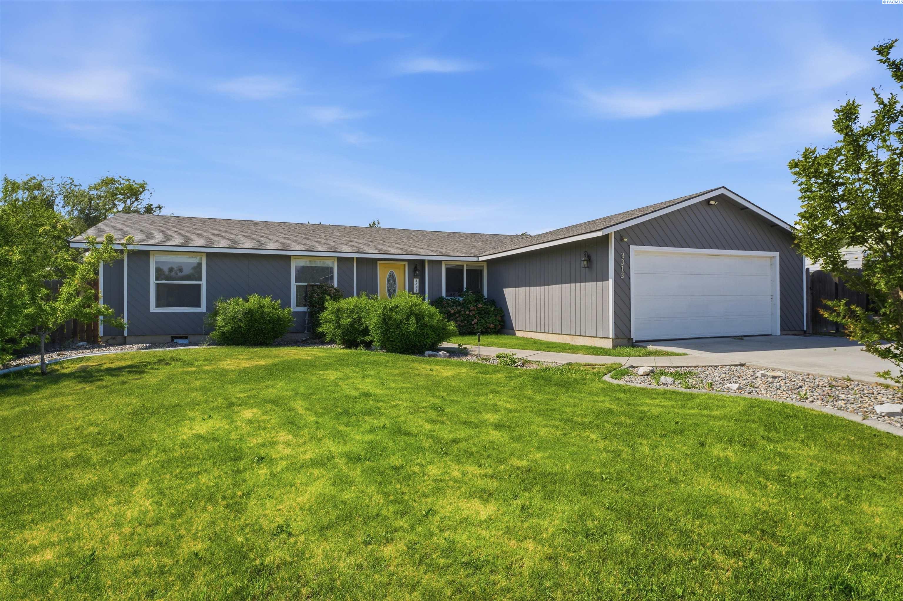 3313 Ione St, Kennewick, WA 99337