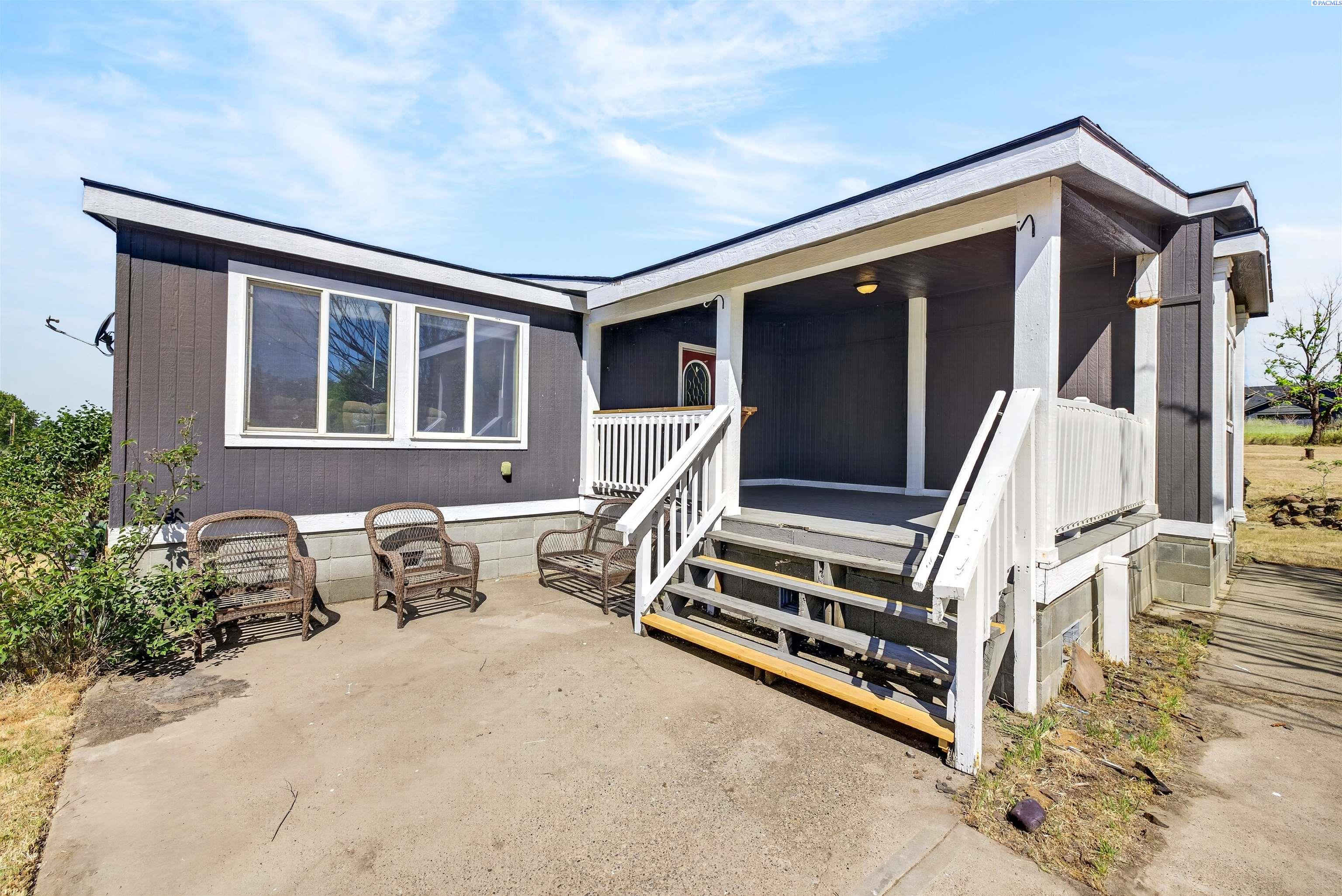 16802 1585 Pr Sw, Prosser, WA 99350