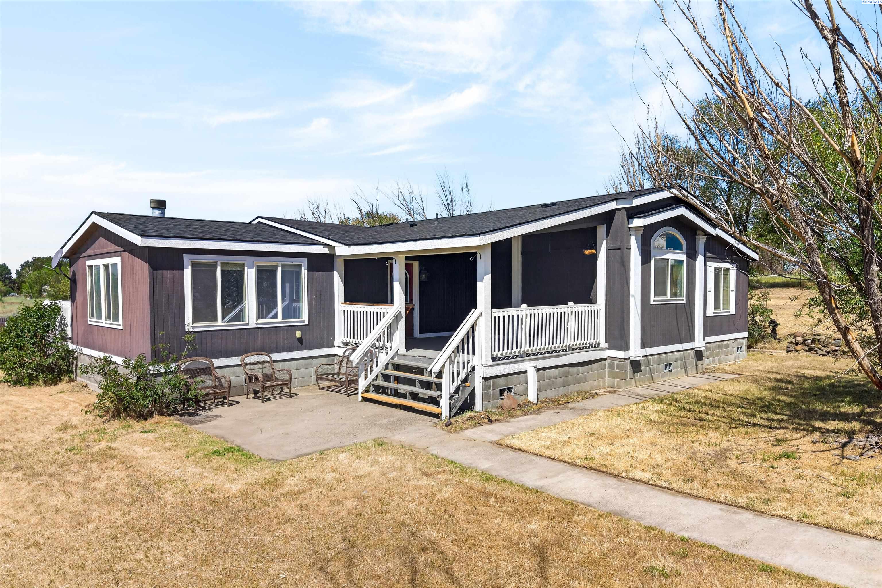 16802 1585 Pr Sw, Prosser, WA 99350