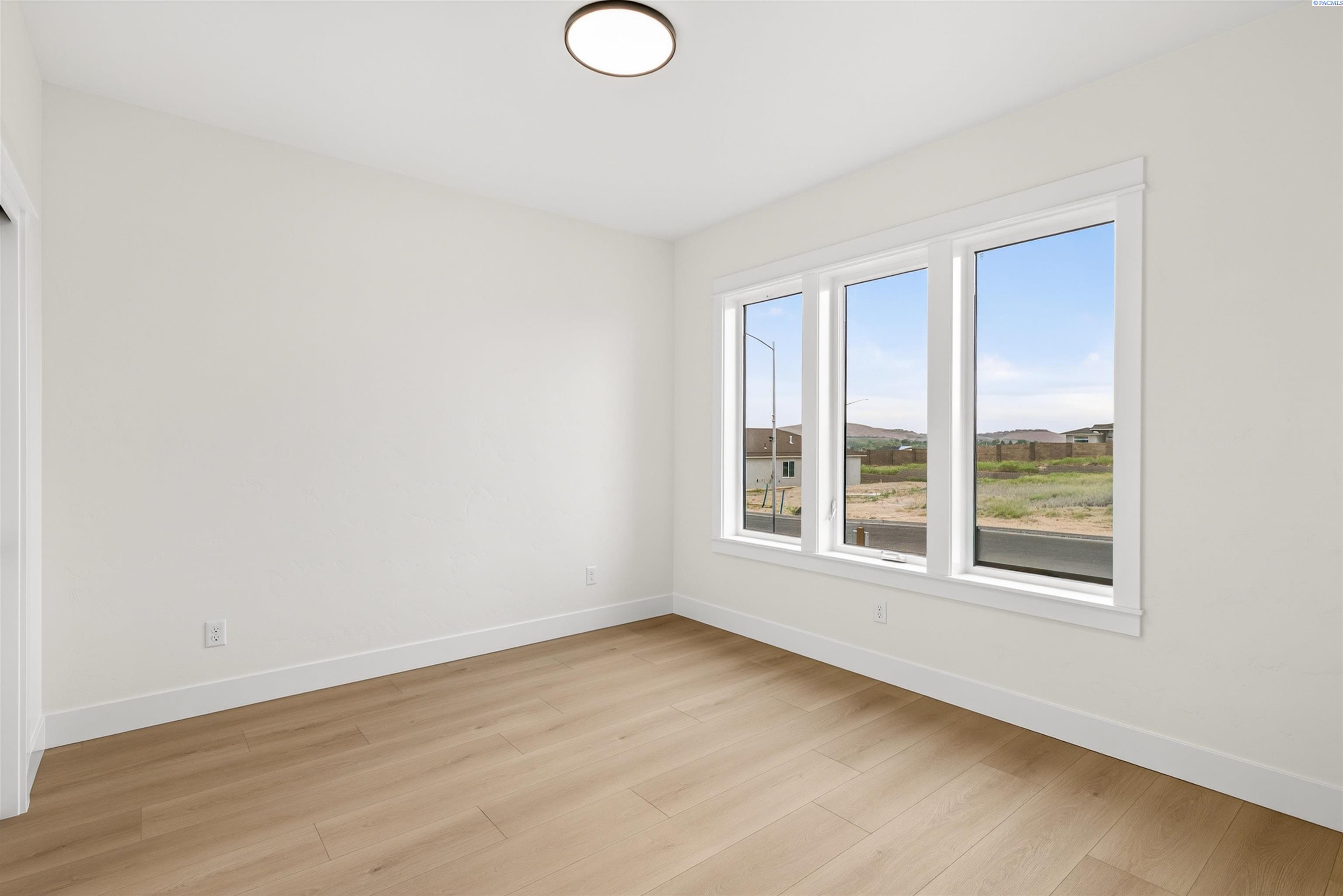 3007 Meadowlark Ave, Richland, WA 99352