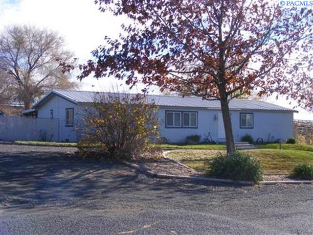 420 Ephrata St, Connell, WA 99326