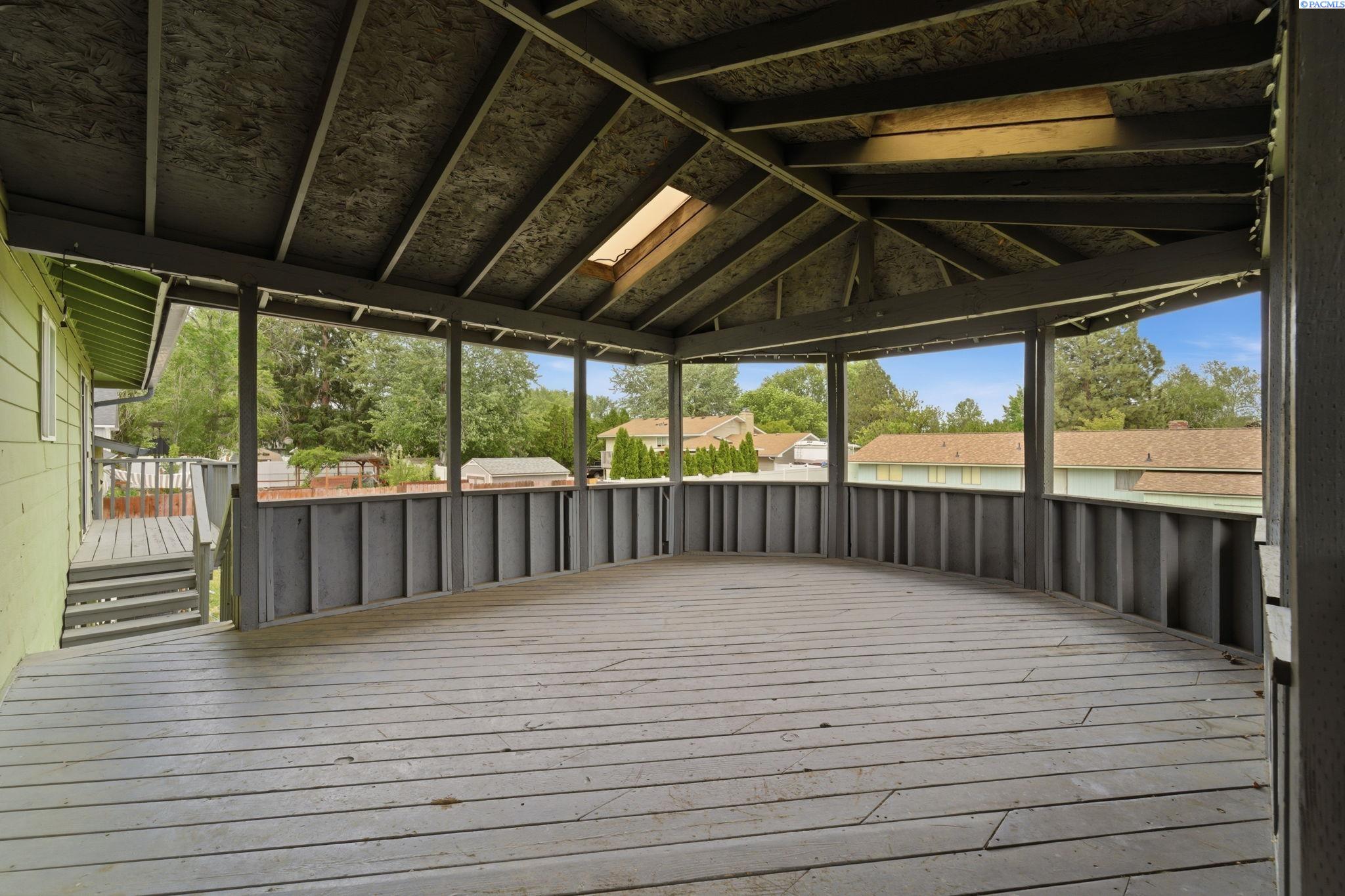 2150 Cascade , Richland, WA 99352