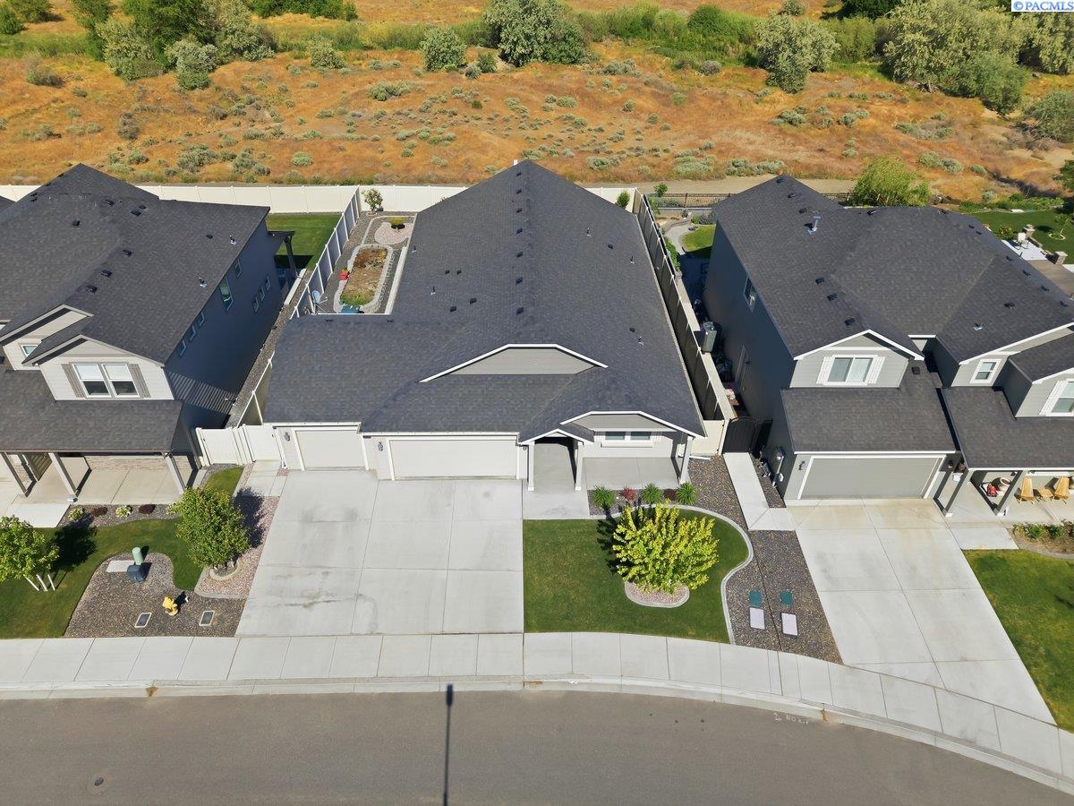 647 Marysville Way, Richland, WA 99352-7880