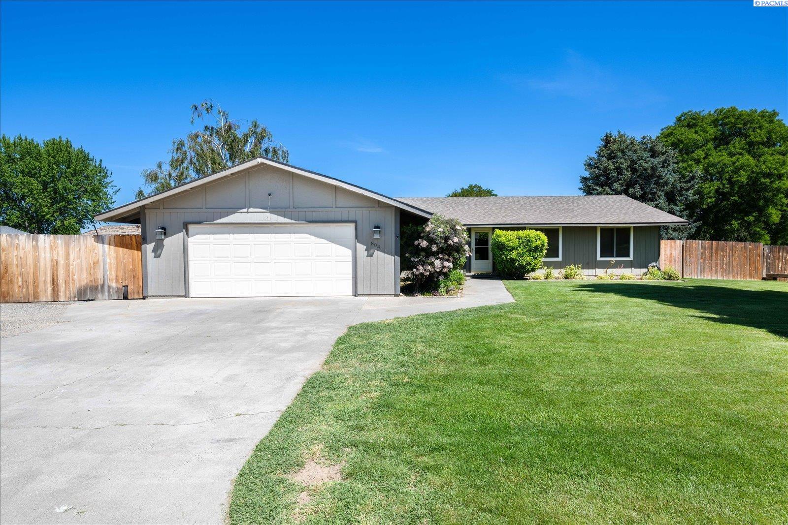 804 49th Ave, Kennewick, WA 99337