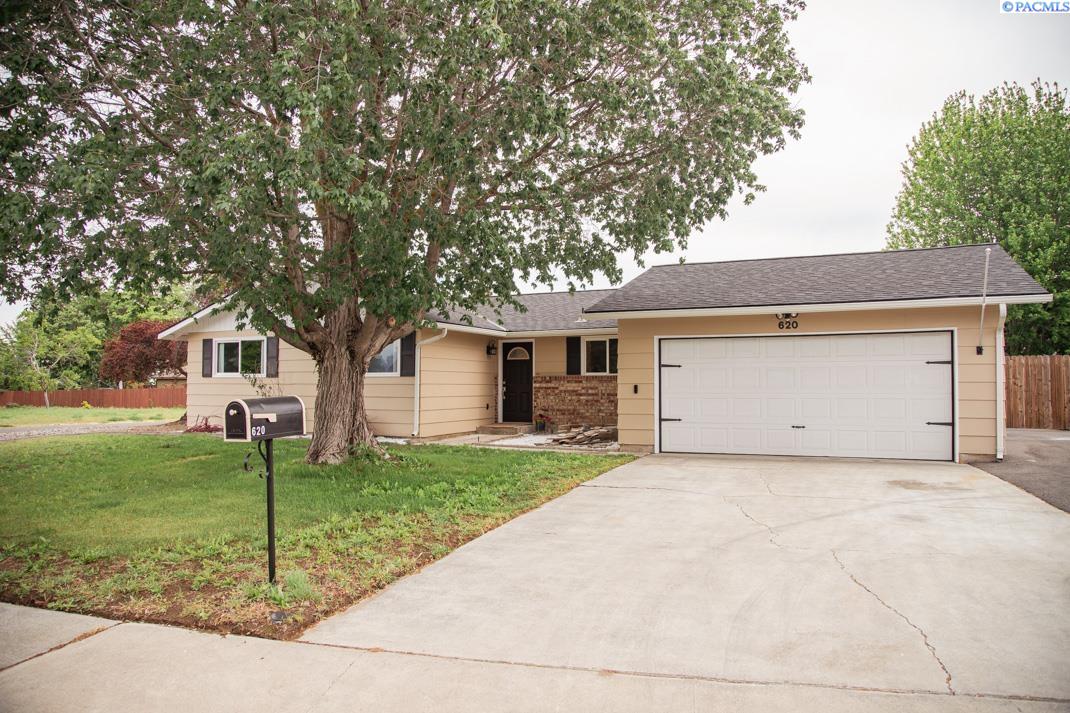 620 Buntin Pl, Kennewick, WA 99336