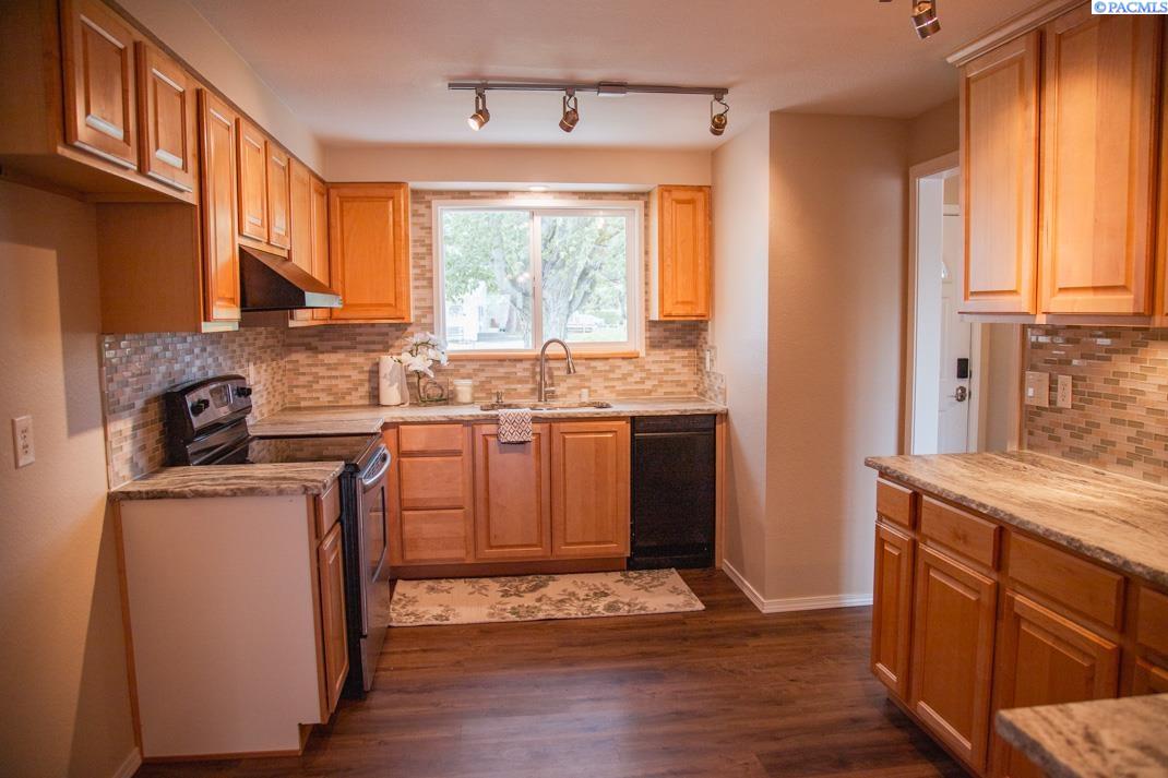 620 Buntin Pl, Kennewick, WA 99336