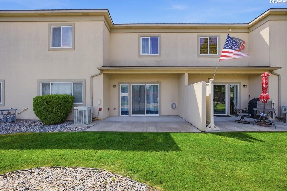 765 Hanford St, Richland, WA 99354