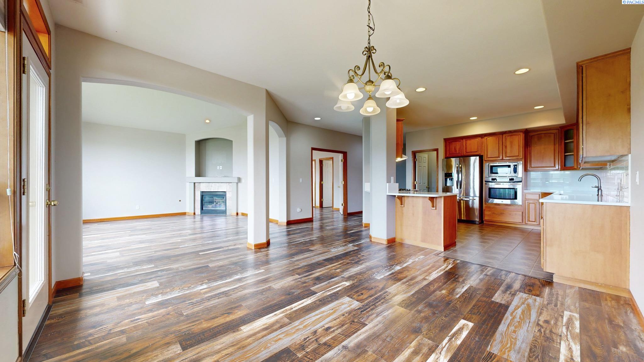3534 Waterford St, Richland, WA 99352