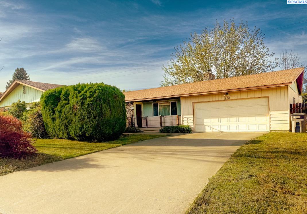 316 21st Ave, Kennewick, WA 99337
