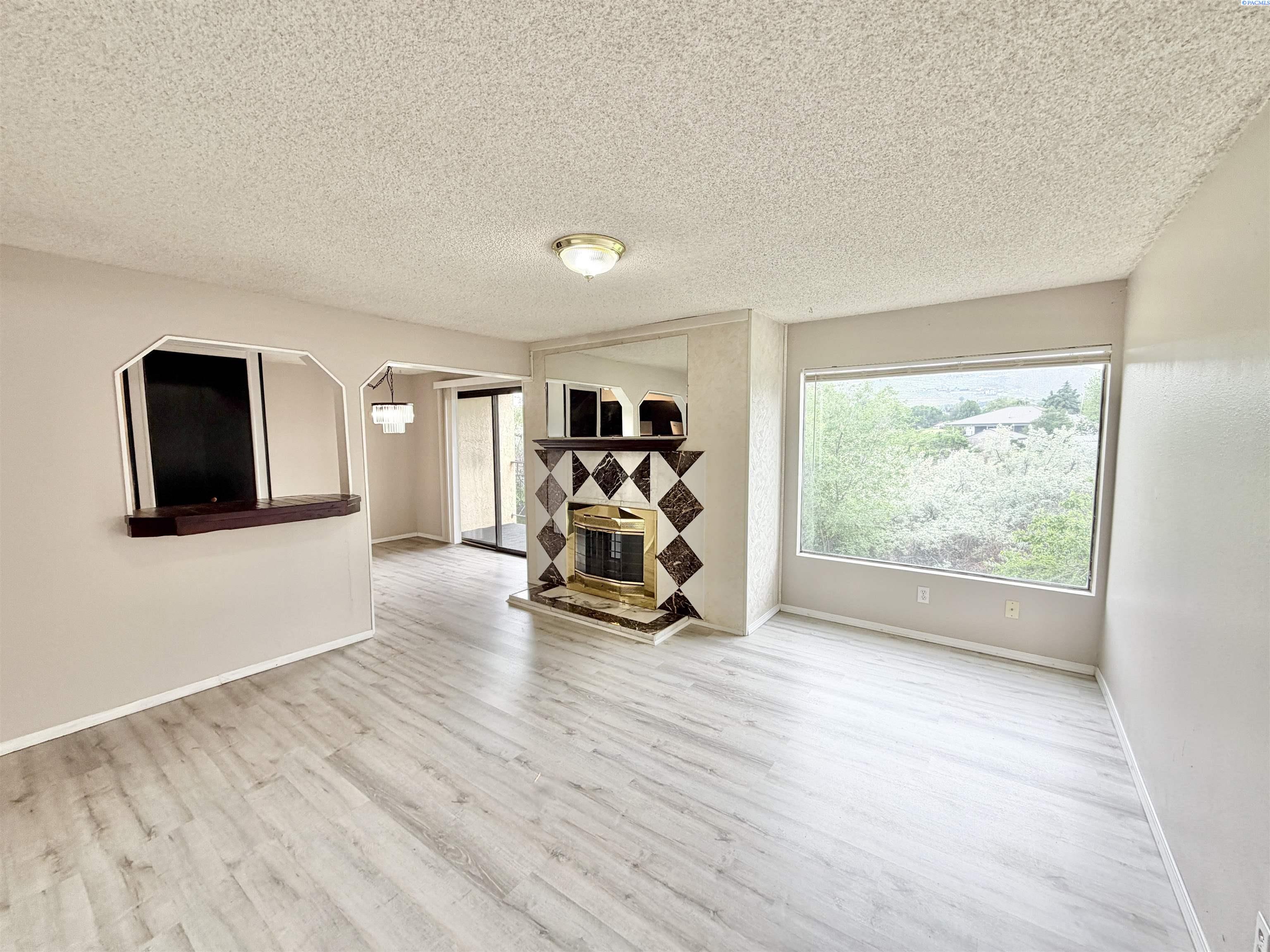 303 Gage Blvd #224, Richland, WA 99352