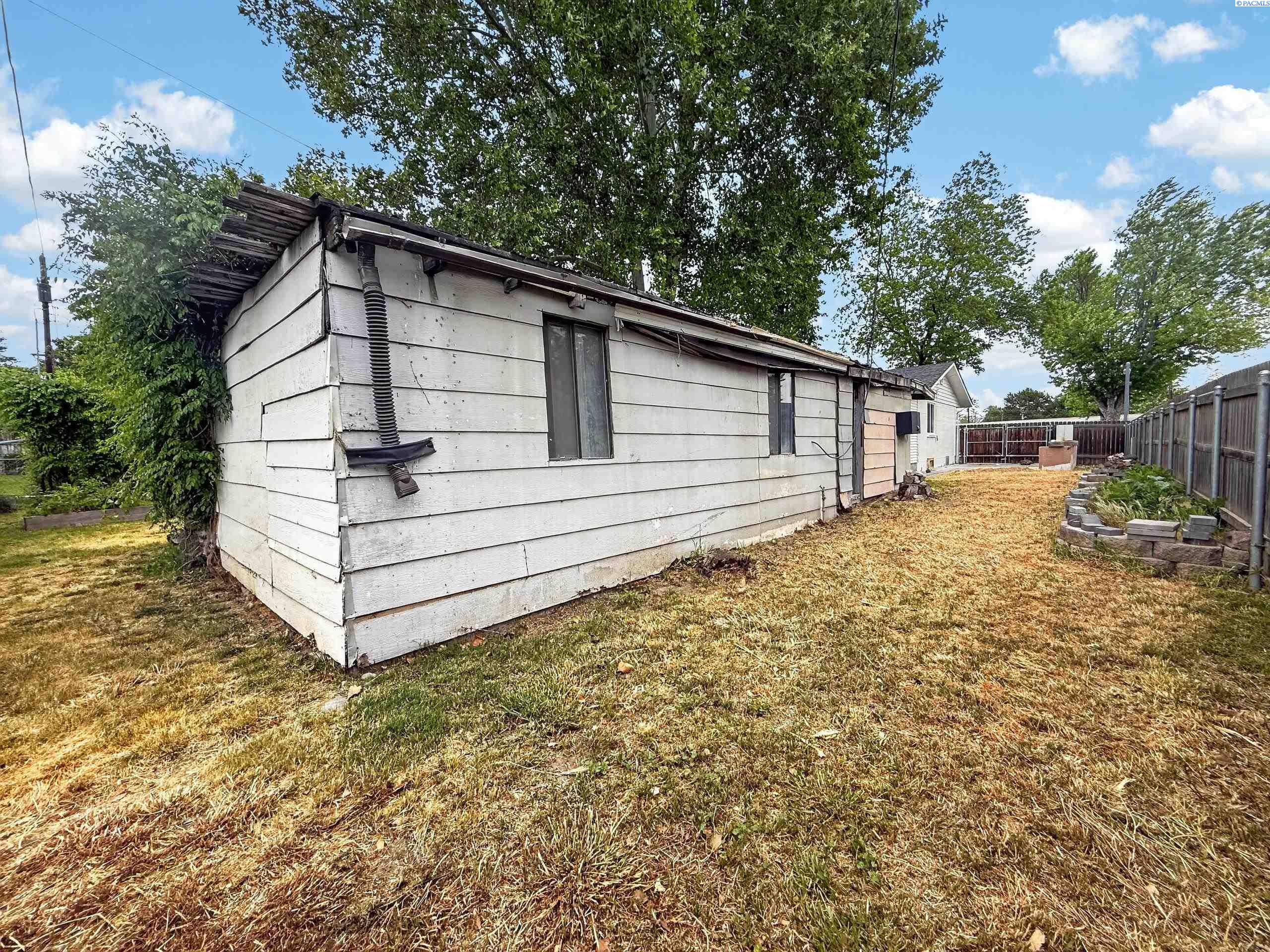 2007 5th Ave, Kennewick, WA 99337