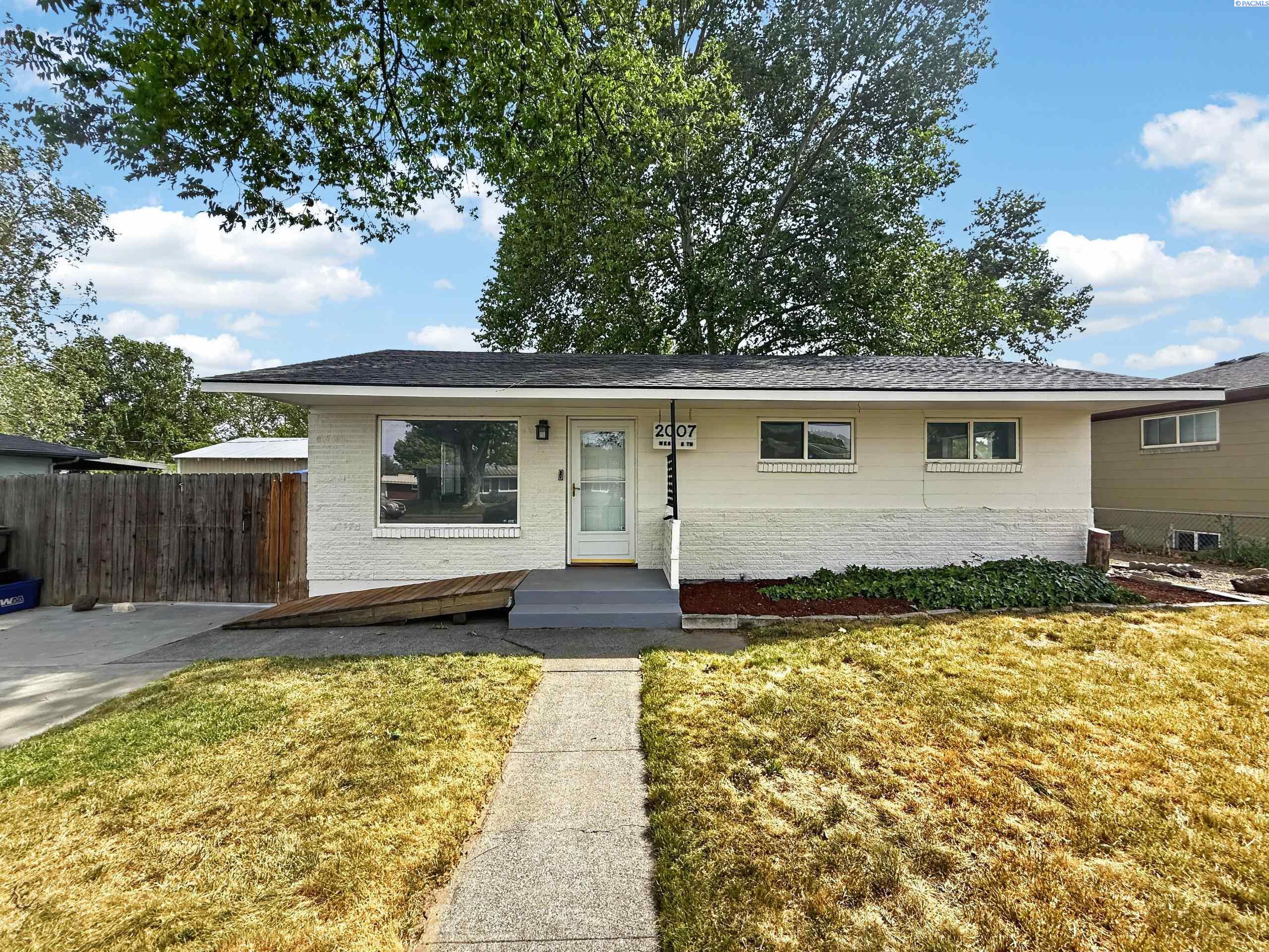 2007 5th Ave, Kennewick, WA 99337