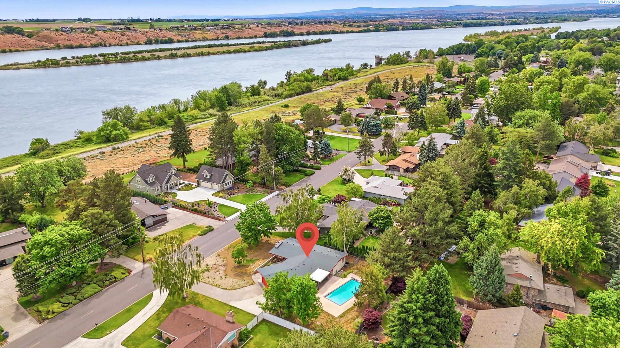 2441 Harris Ave, Richland, WA 99354