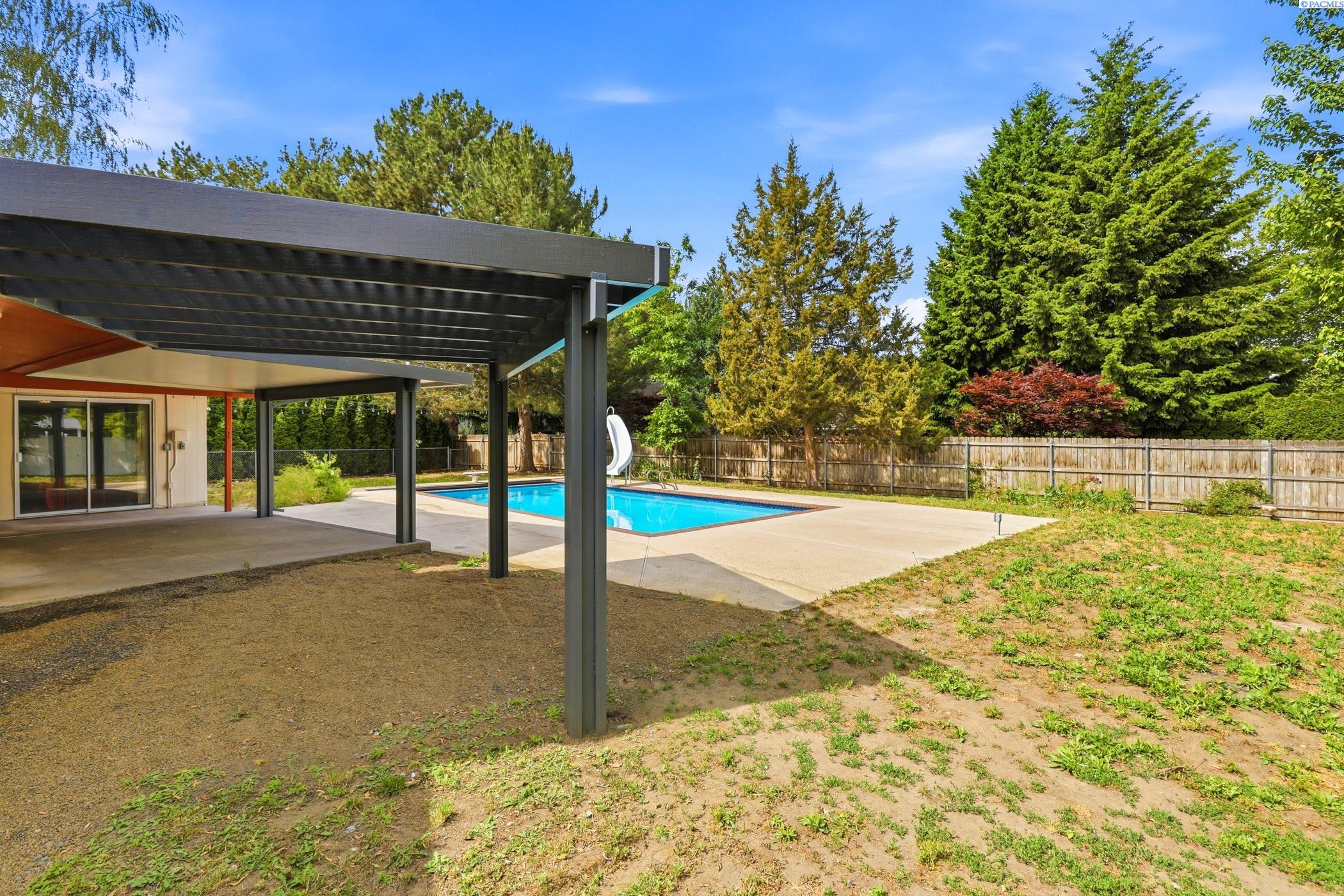 2441 Harris Ave, Richland, WA 99354