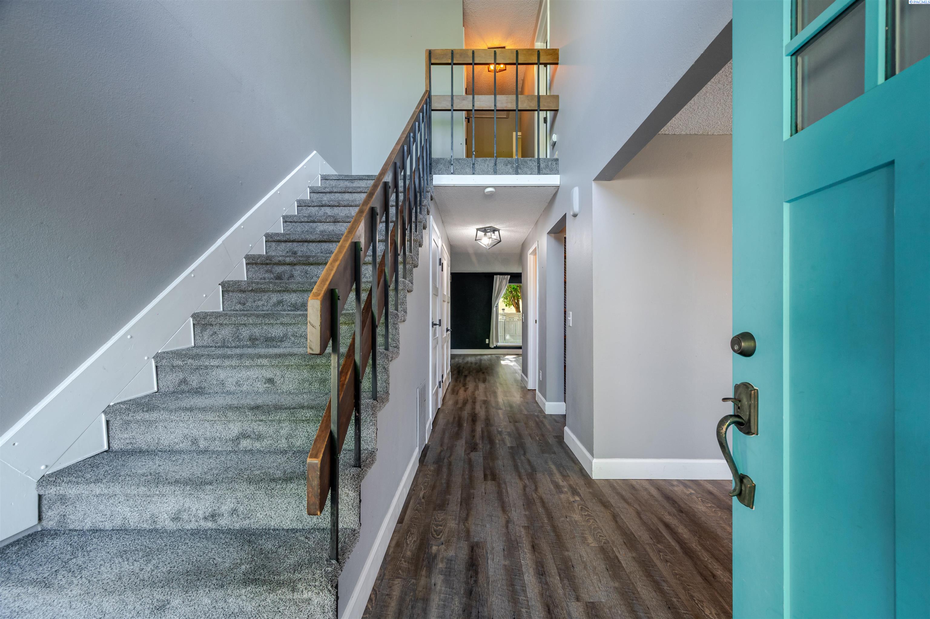 405 Sailfish Ct, Richland, WA 99338