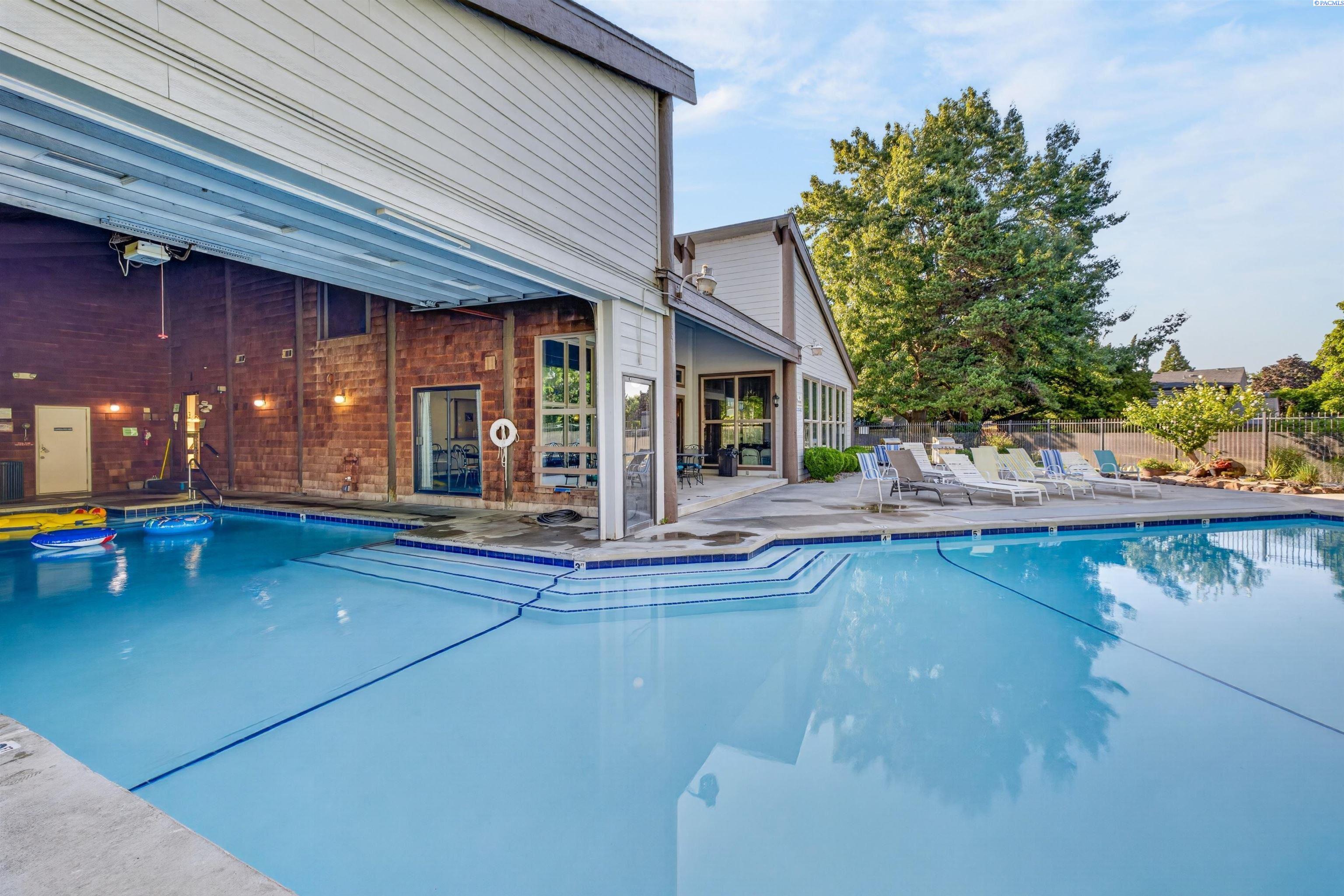 405 Sailfish Ct, Richland, WA 99338