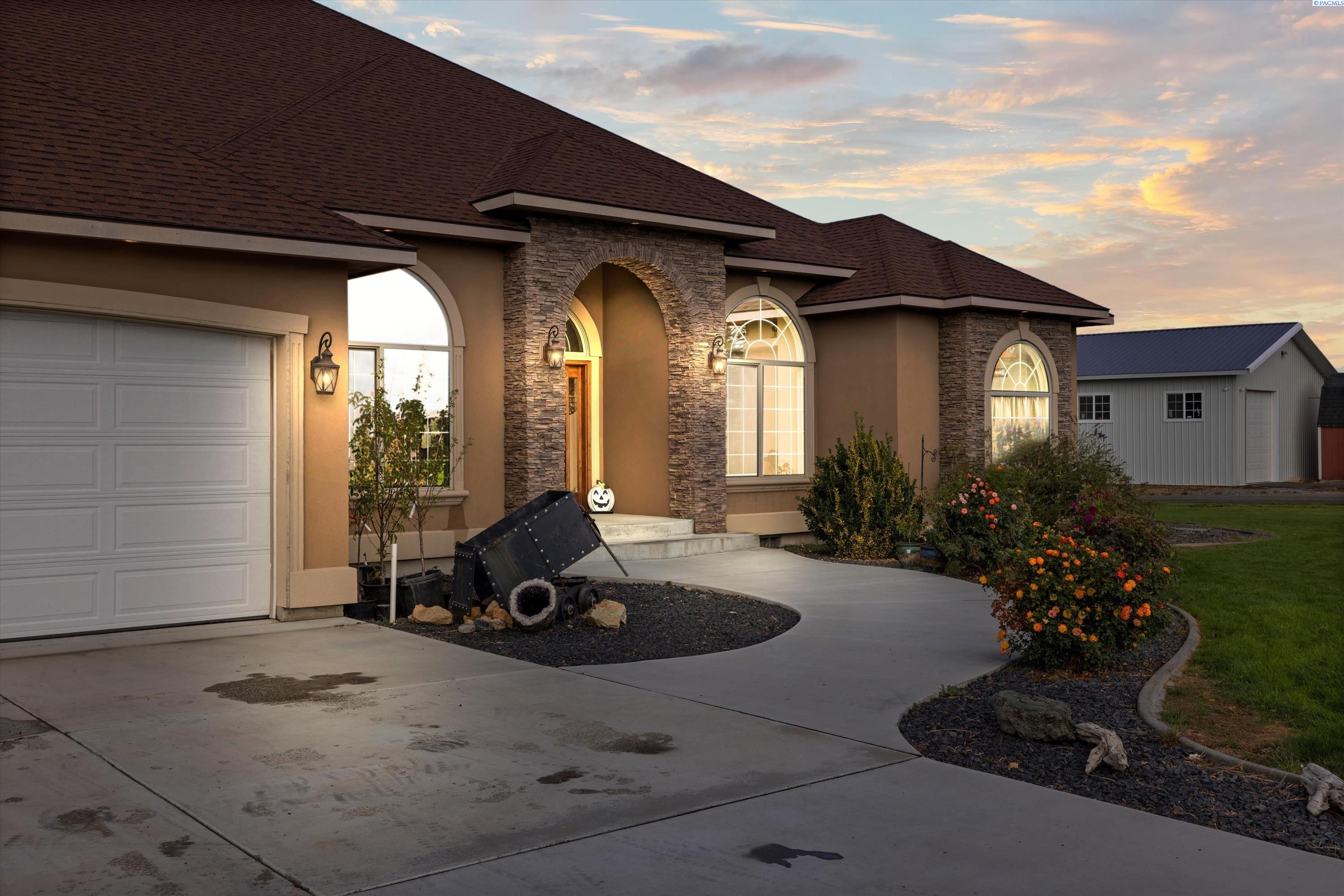 70516 680 Pr Ne, Richland, WA 99352